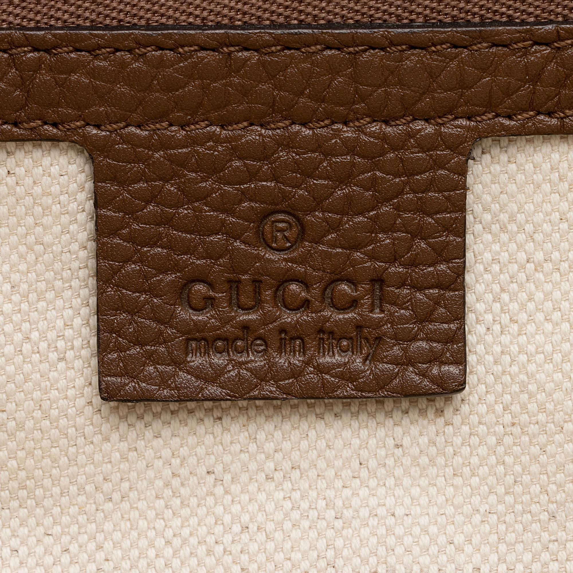 Gucci Pebbled Leather GG Marmont Top Handle Small Shoulder Bag (SHF-VGh3B4)
