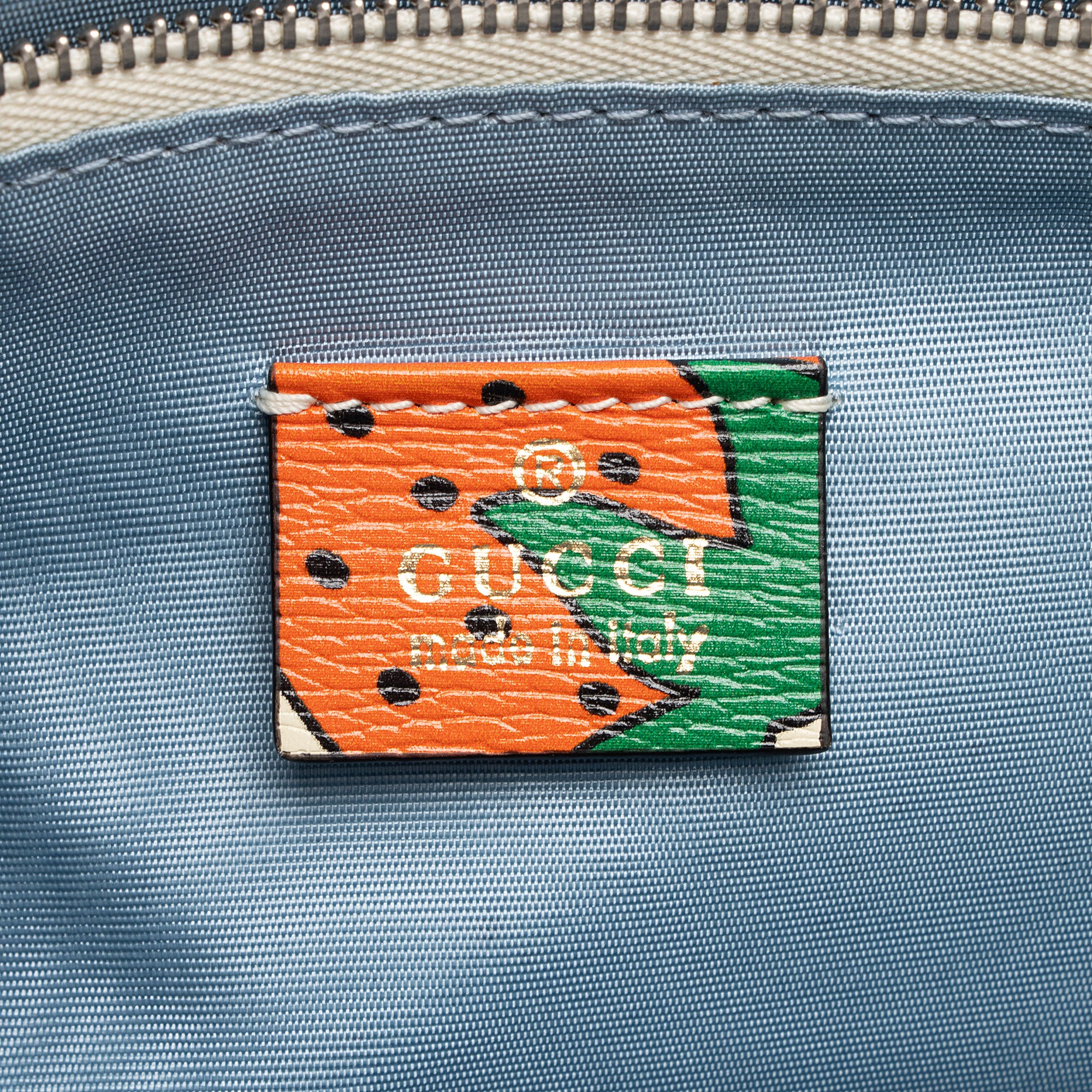 Gucci Printed Leather Strawberry Zumi Medium Tote (SHF-HJJ9pH)