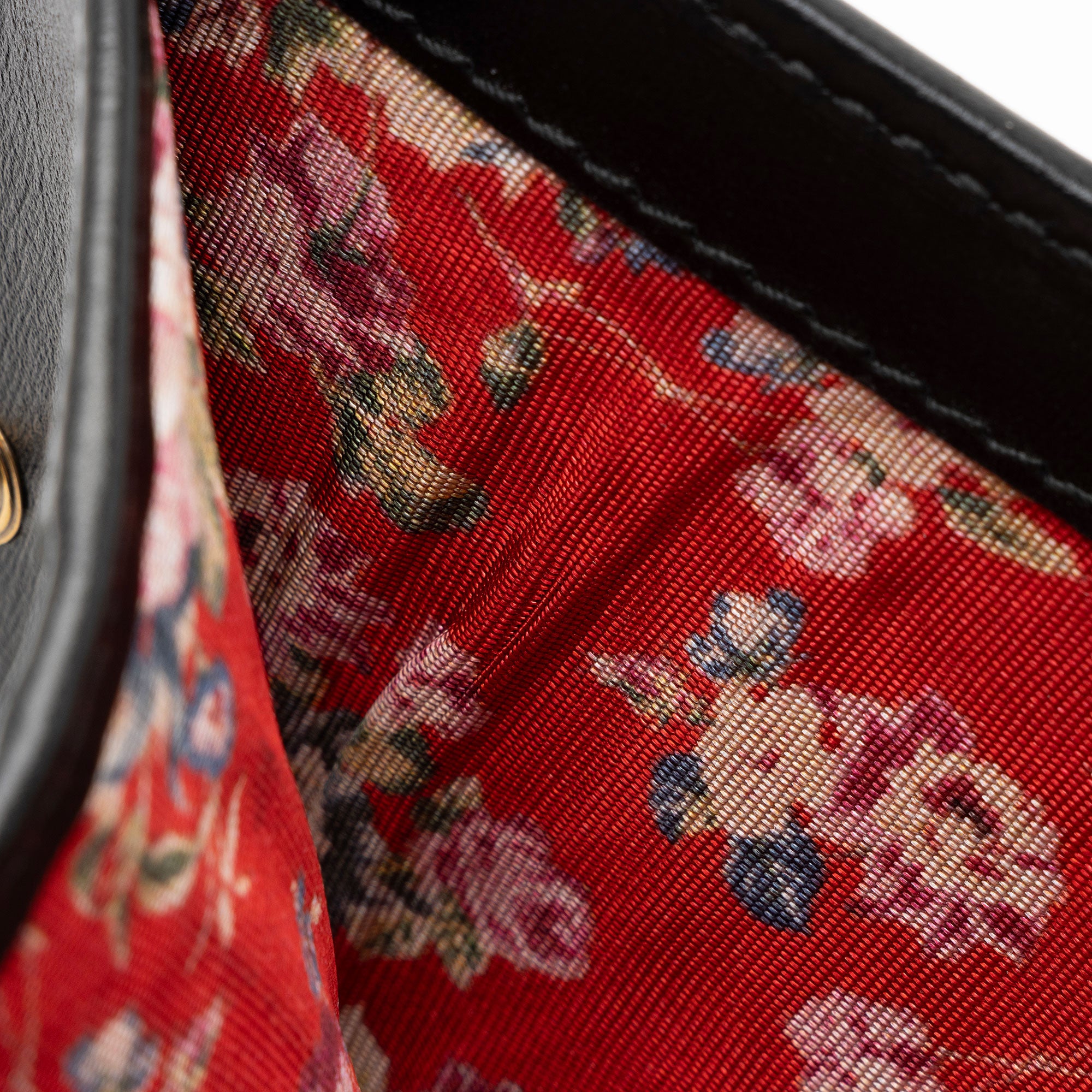 Gucci Quilted Leather GG Marmont Web Trapuntata Card Case Wallet (SHF-EdWHT1)