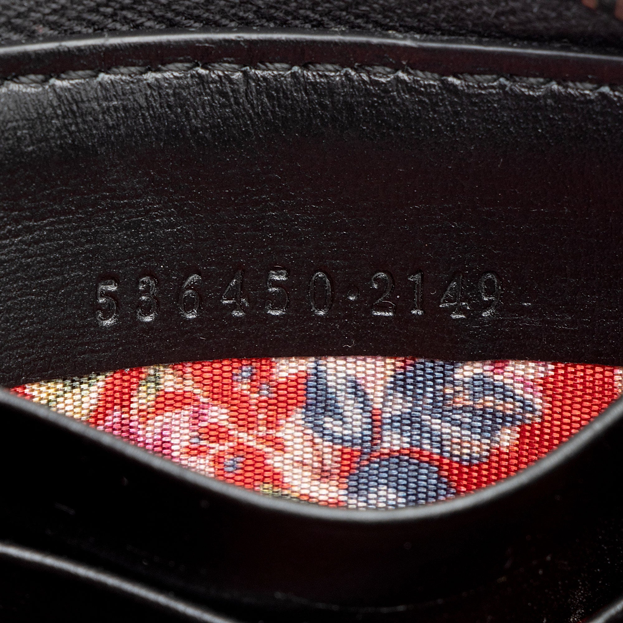 Gucci Quilted Leather Web GG Marmont Zip Around Wallet (SHF-WCiWuL)