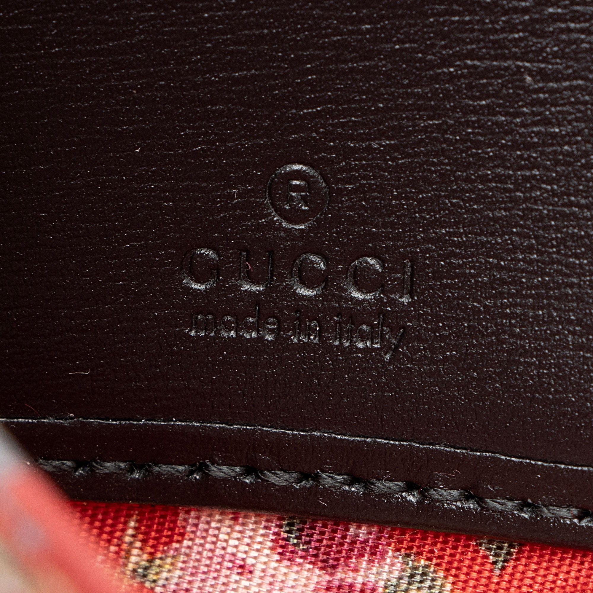 Gucci Quilted Leather Web GG Marmont Zip Around Wallet (SHF-WCiWuL)