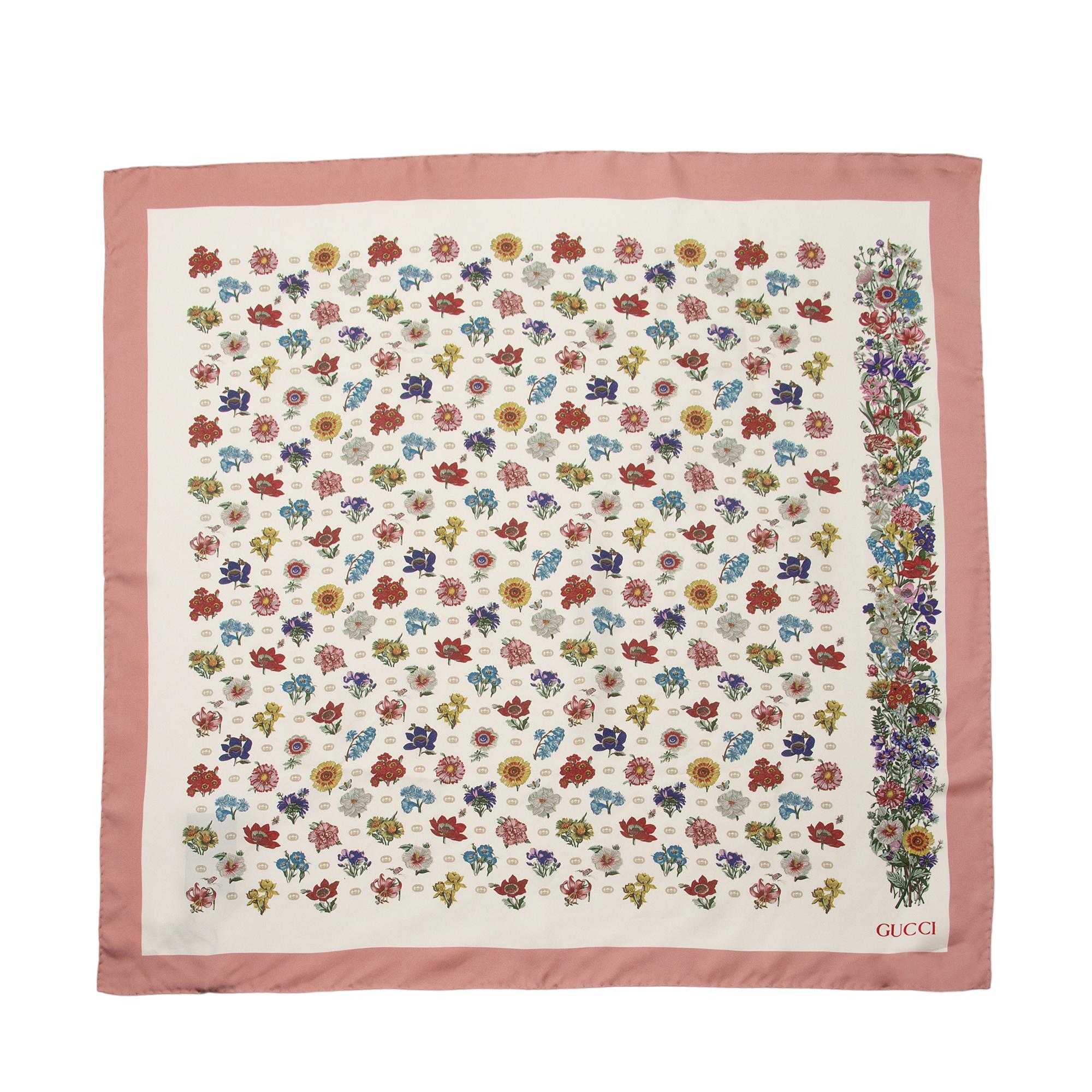 Gucci Silk Twill Interlocking G Flora 90cm Scarf (SHF-KVAcCR)