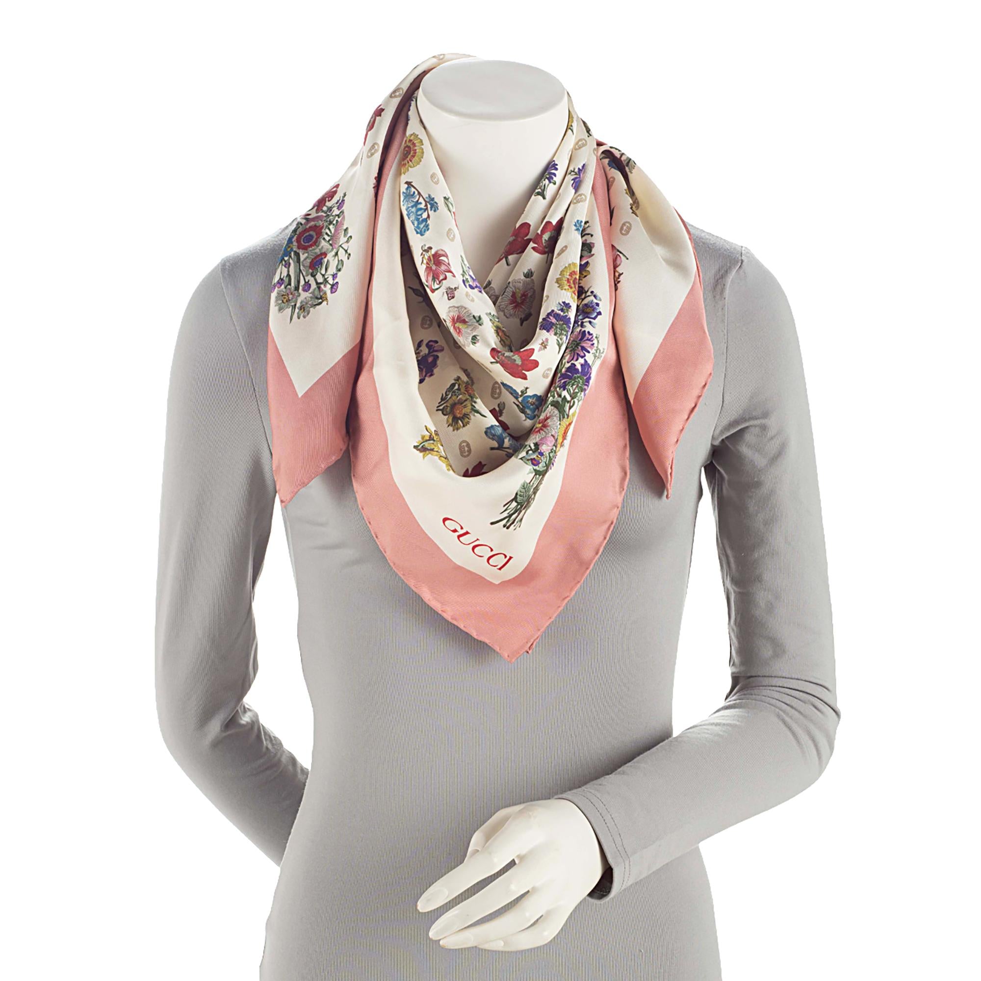 Gucci Silk Twill Interlocking G Flora 90cm Scarf (SHF-KVAcCR)
