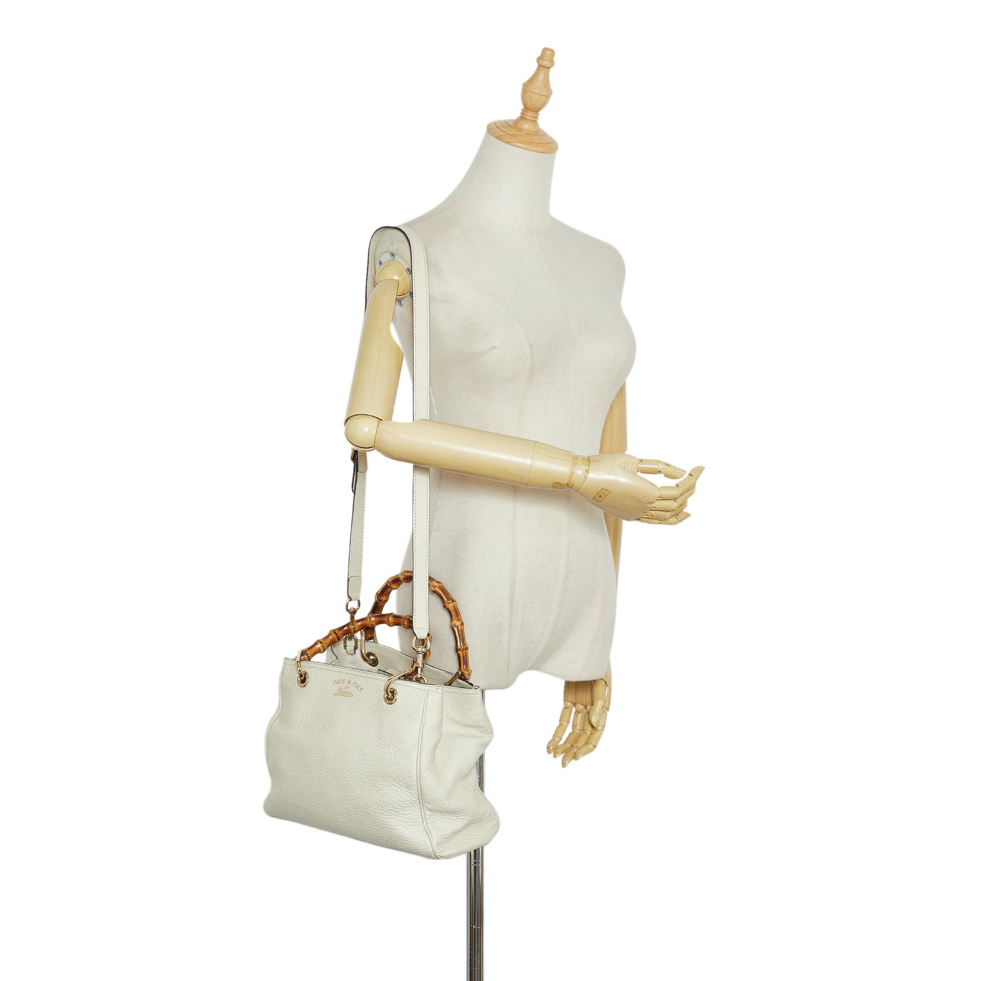 Gucci Small Bamboo Shopper (SHG-jIU0BX)