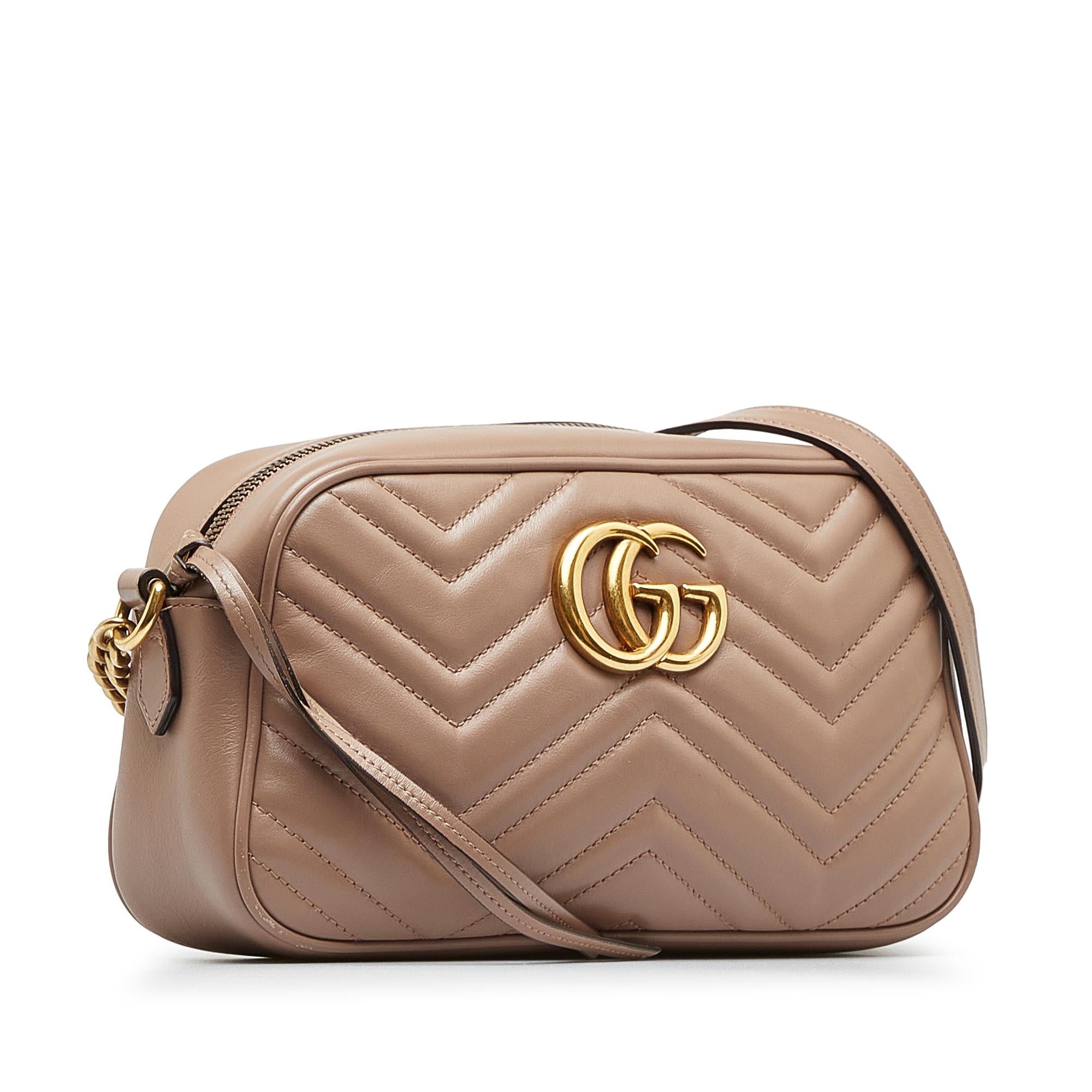 Gucci Small GG Marmont Matelasse Crossbody (SHG-aQeieH)