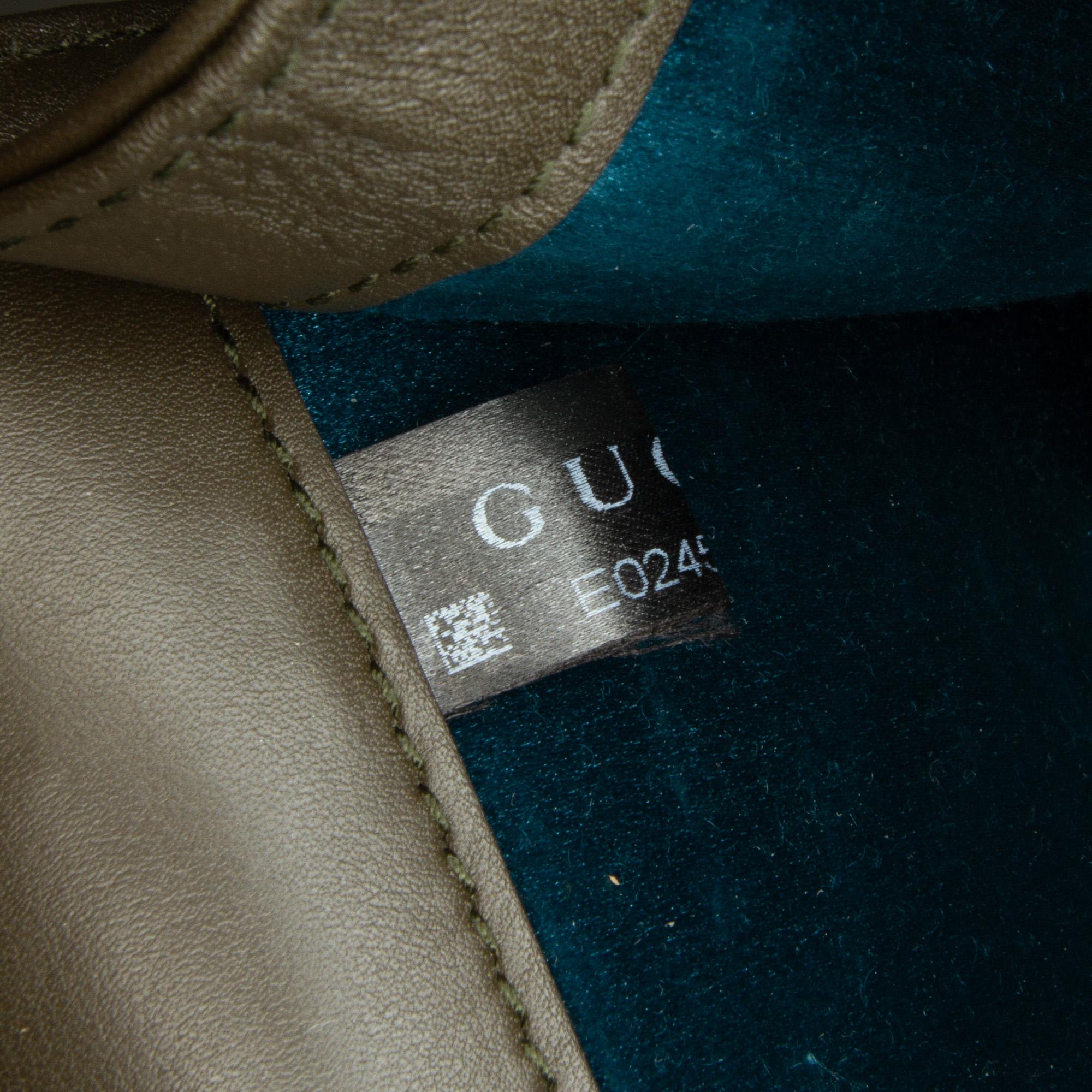 Gucci Small GG Velvet Dionysus Shoulder Bag (SHG-kiB2ot)
