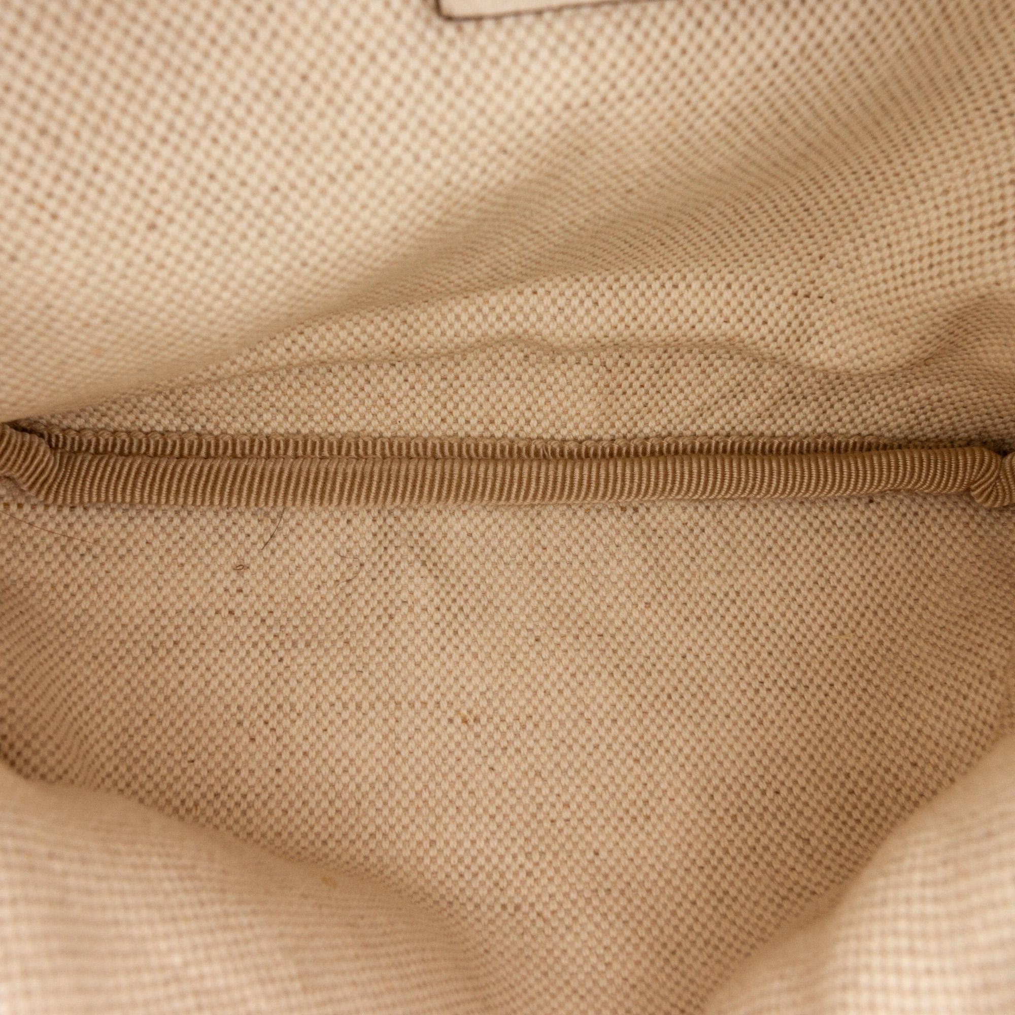 Gucci Small Logo Belt Bag (SHG-mB6R20)