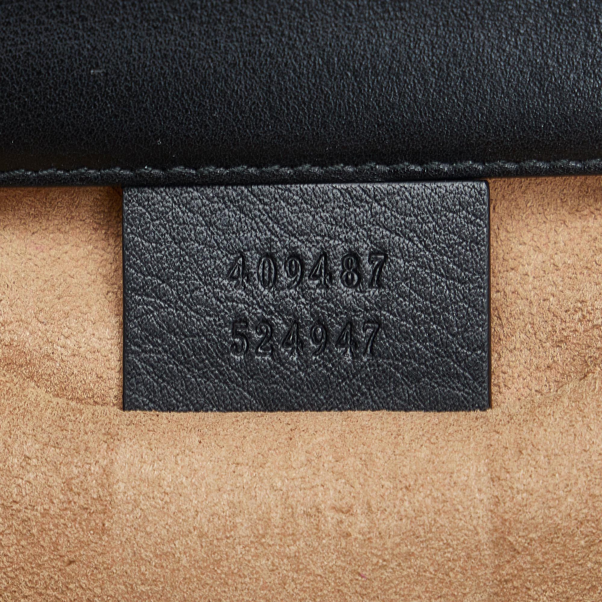 Gucci Small Padlock Shoulder Bag (SHG-zPr367)