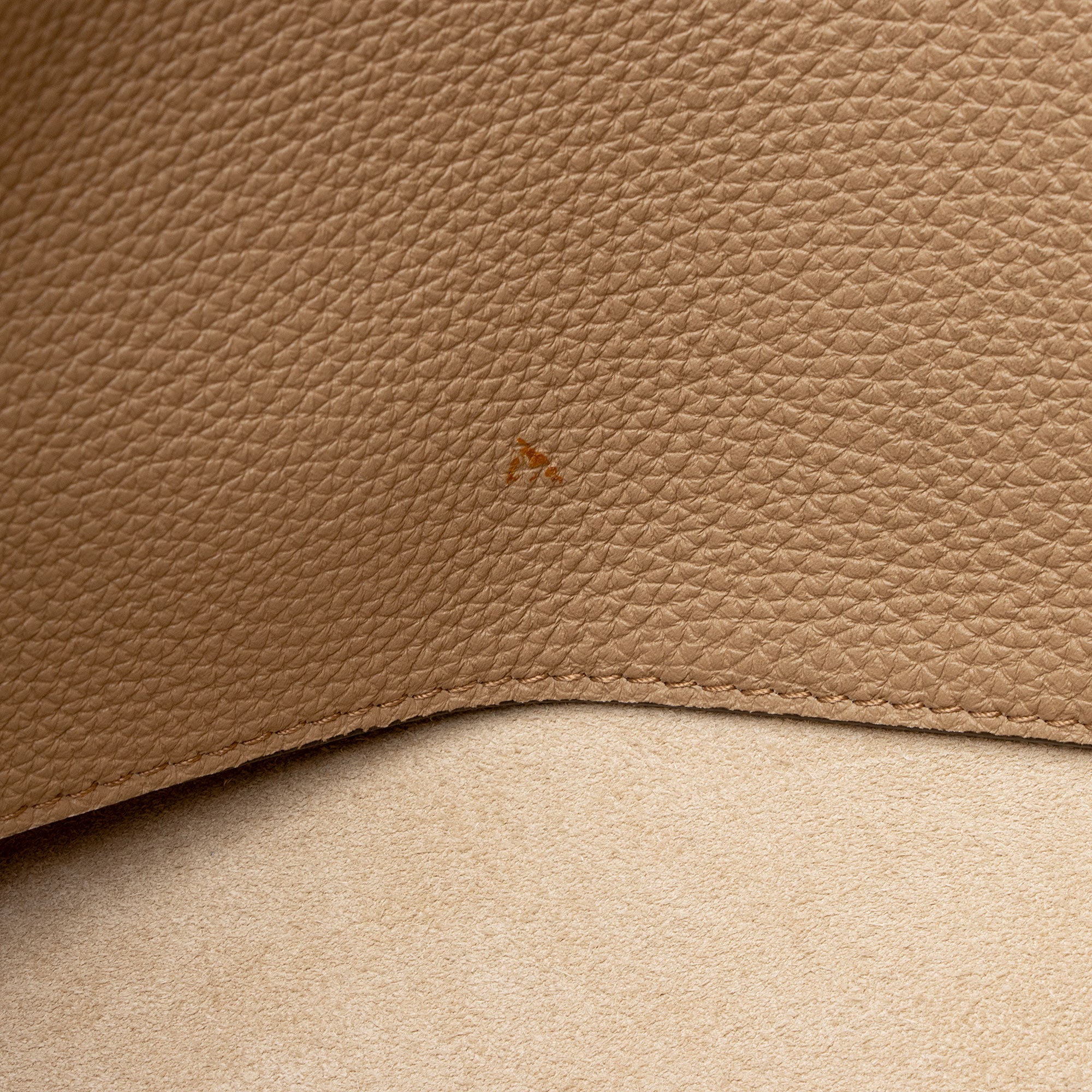 Gucci Soft Pebbled Leather Jackie Medium Tote