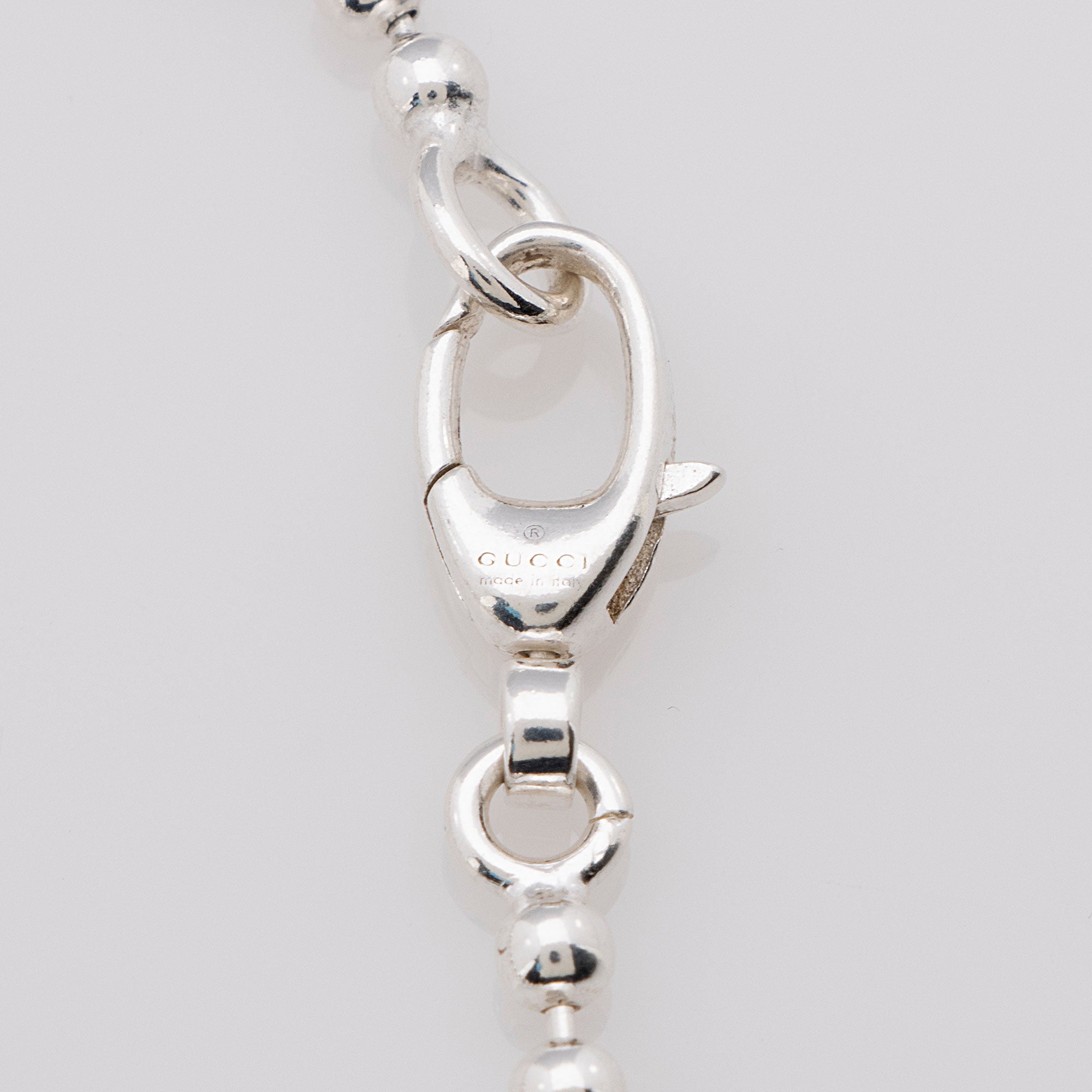 Gucci Sterling Silver Love Britt Heart Necklace (SHF-j4mZmc)