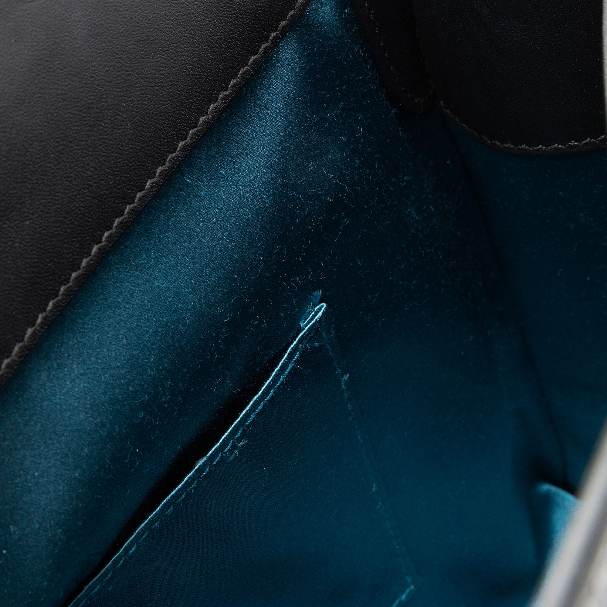 Gucci Suede Ophidia Medium Shoulder Bag (SHF-HxLkSO)