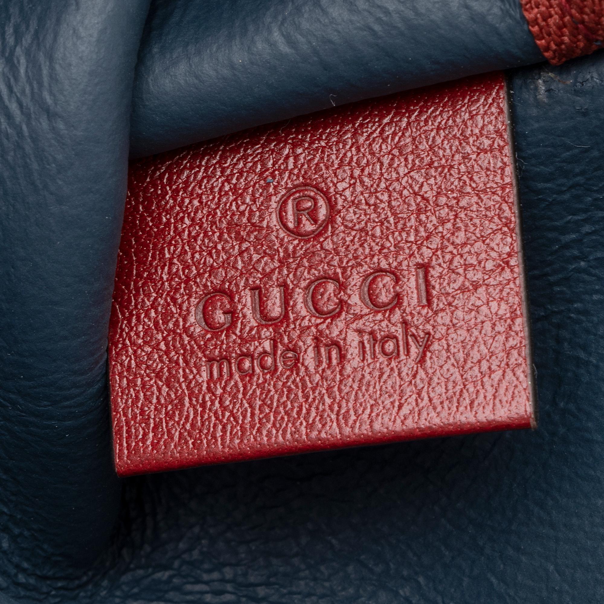 Gucci Suede Pochette (SHF-22231)