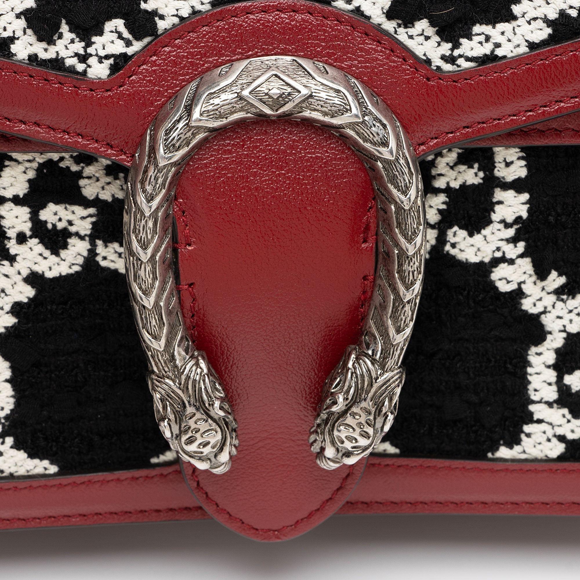 Gucci GG Tweed Dionysus Medium Shoulder Bag