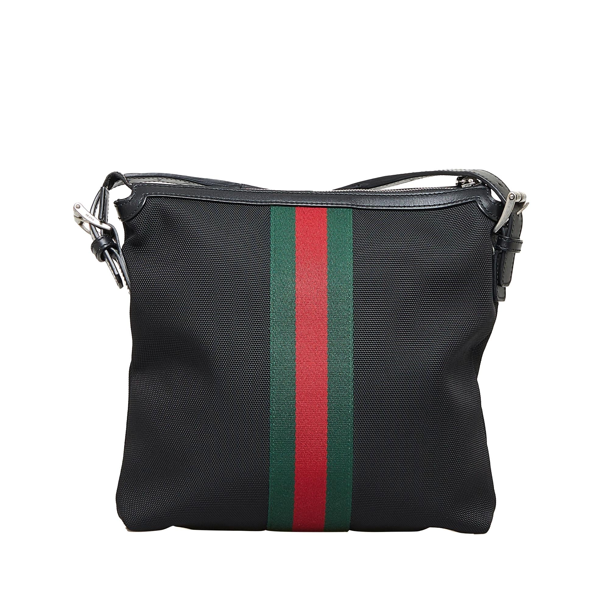 Gucci Web Crossbody Bag (SHG-KnXXwu)