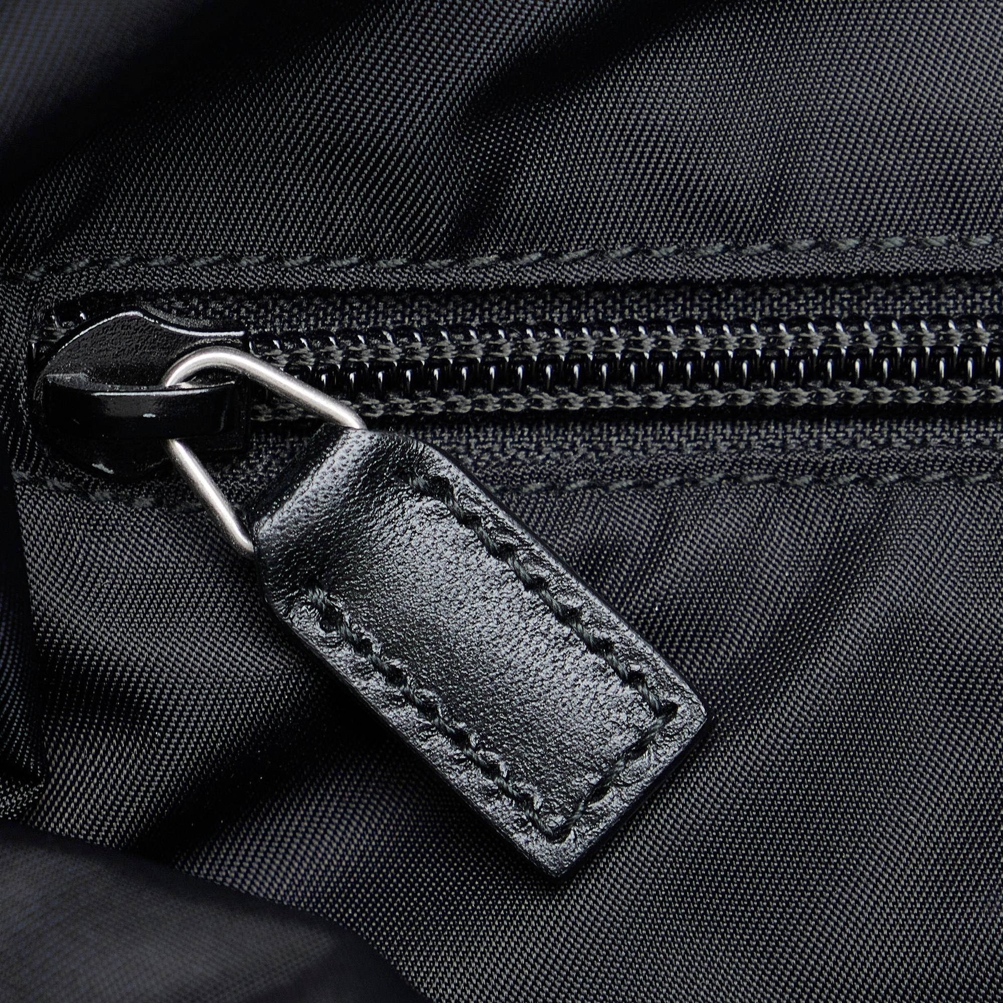 Gucci Web Crossbody Bag (SHG-KnXXwu)