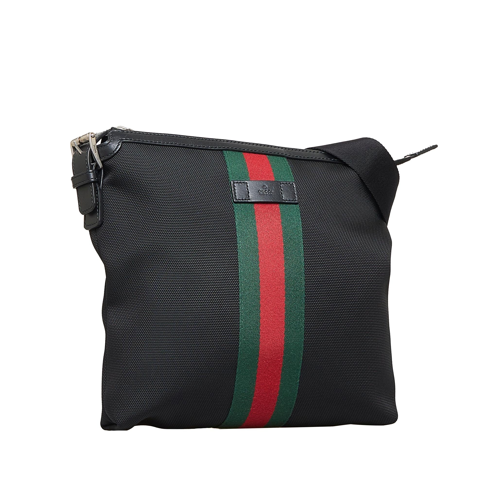 Gucci Web Crossbody Bag (SHG-KnXXwu)