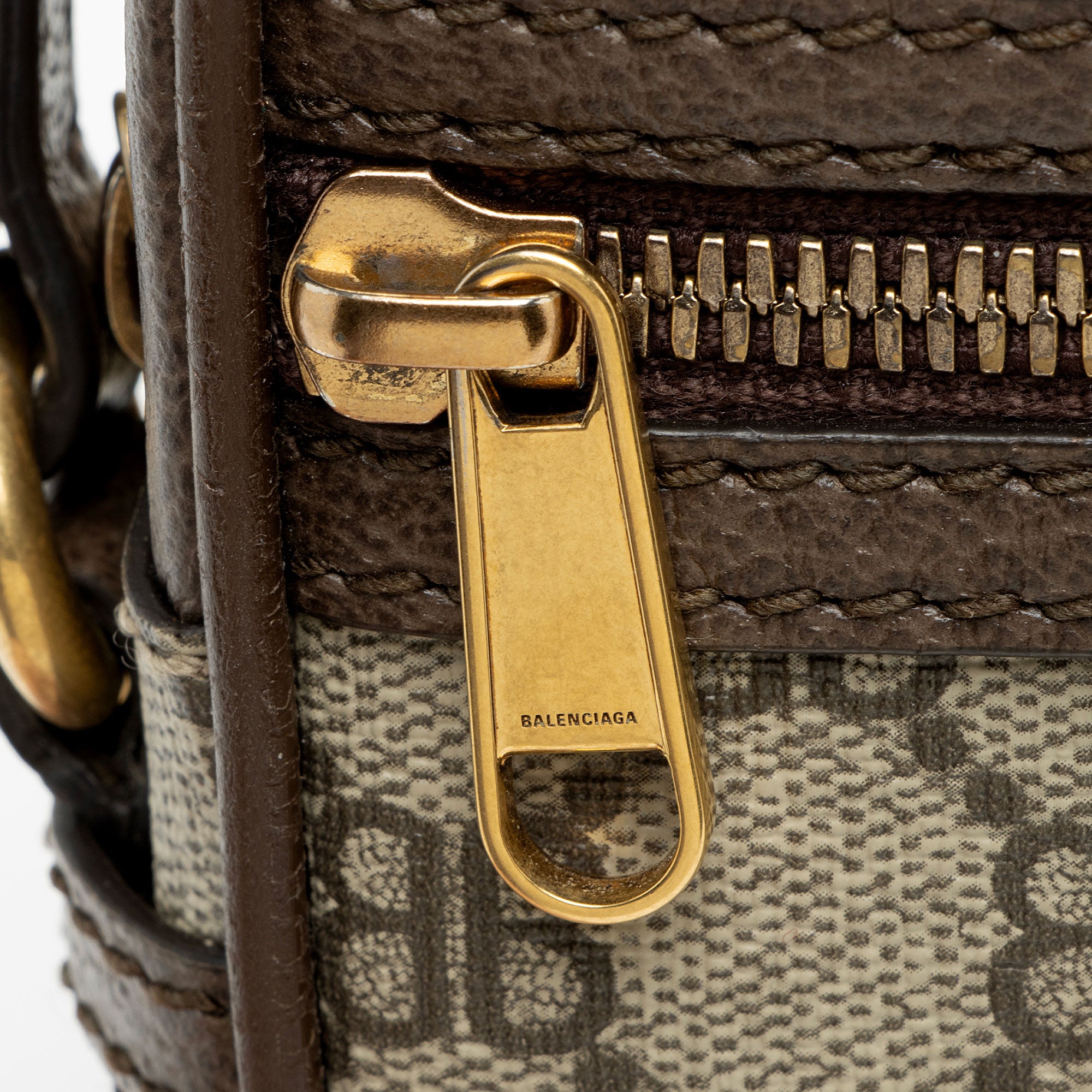 Gucci x Balenciaga BB Supreme The Hacker Project Mini Zip Messenger