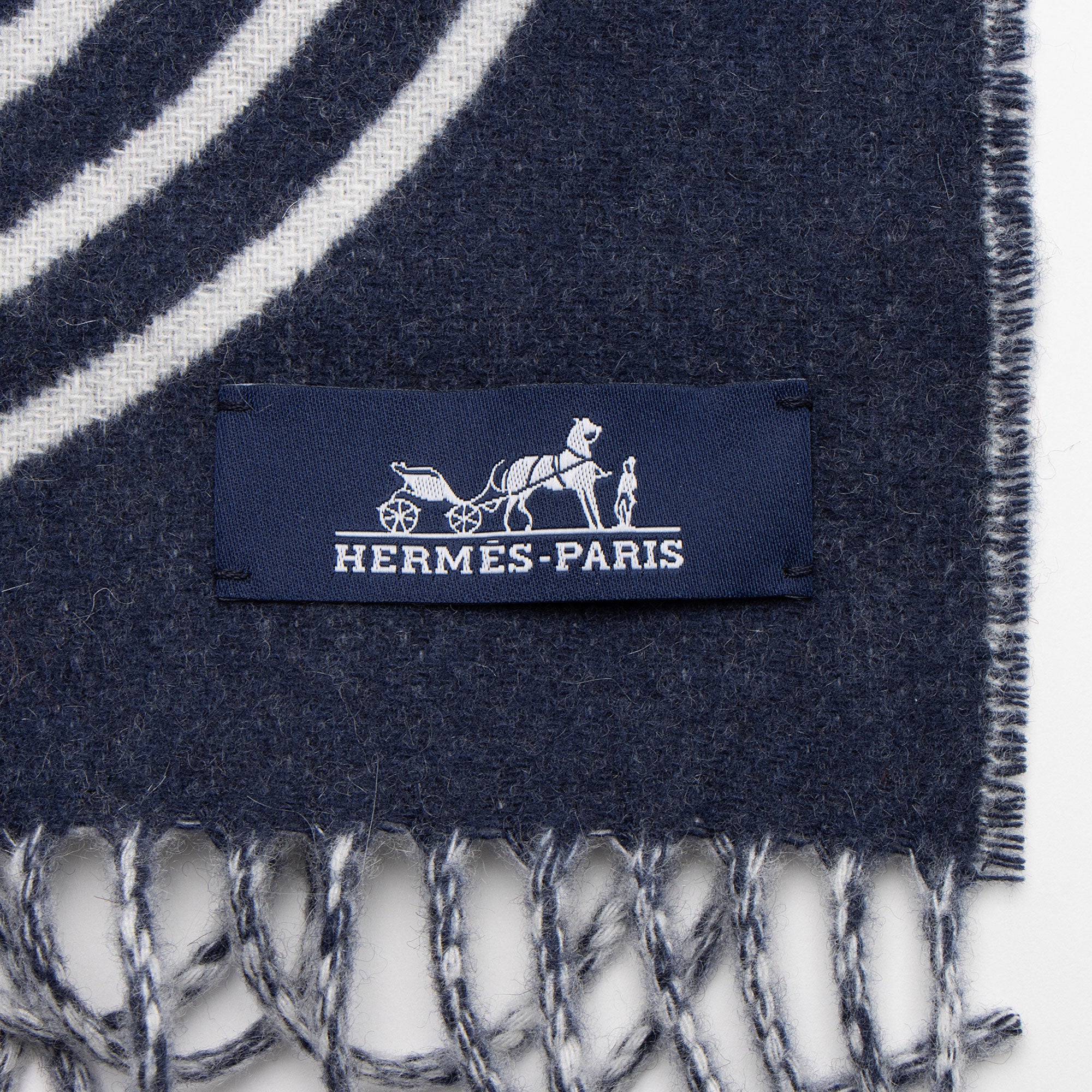 Hermes Cashmere Casaque Vague 140cm Muffler (SHF-JvEdGU)