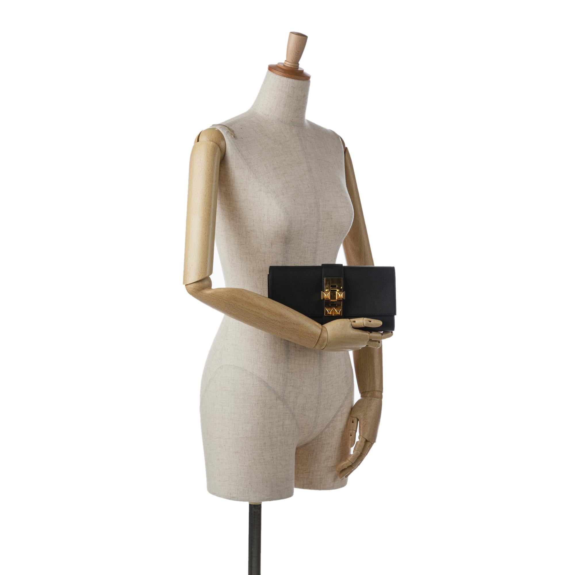 Hermes Medor Clutch Bag (SHG-tistlS)