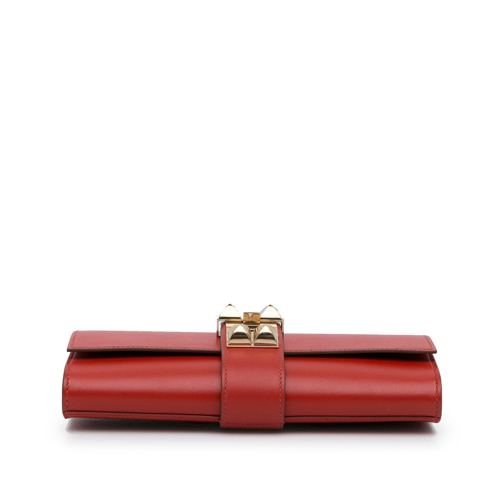 Hermes Medor Leather Clutch Bag (SHG-R1EcqA)