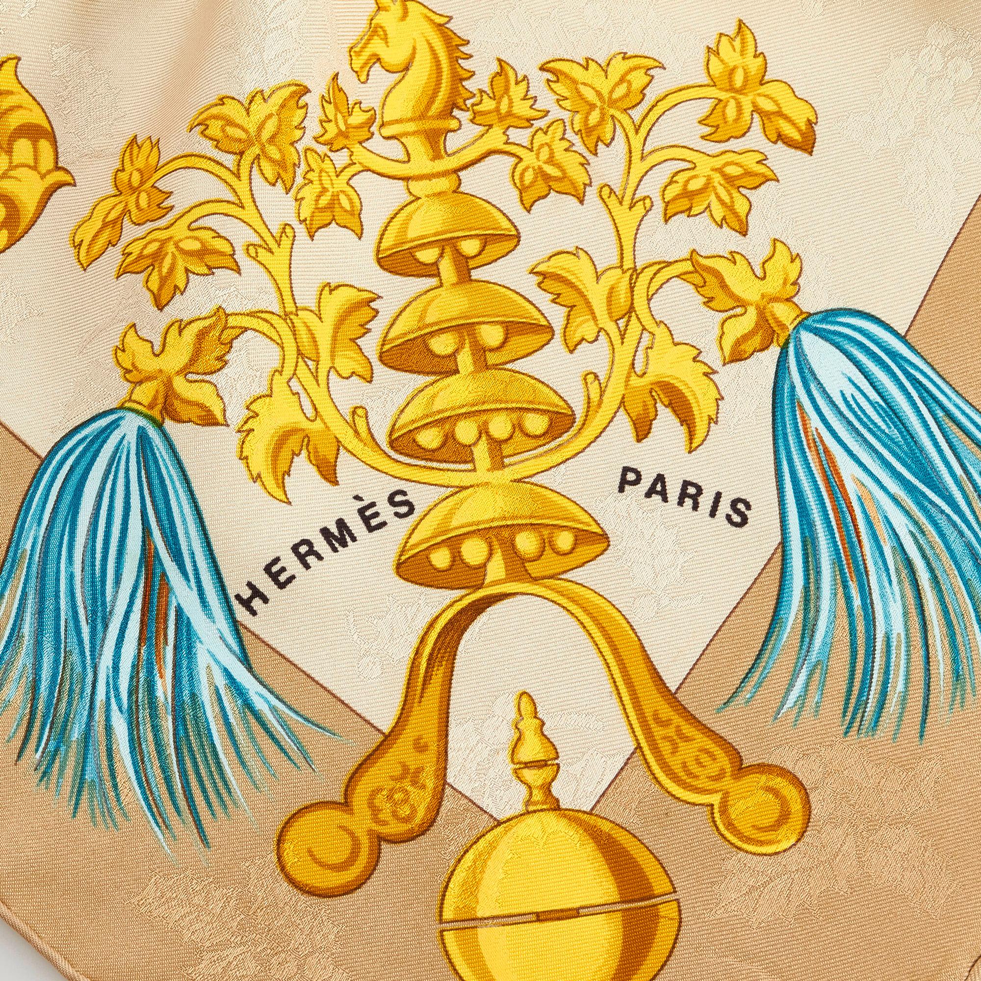 Hermes Plumes et Grelots Silk Scarf (SHG-VFpLbh)