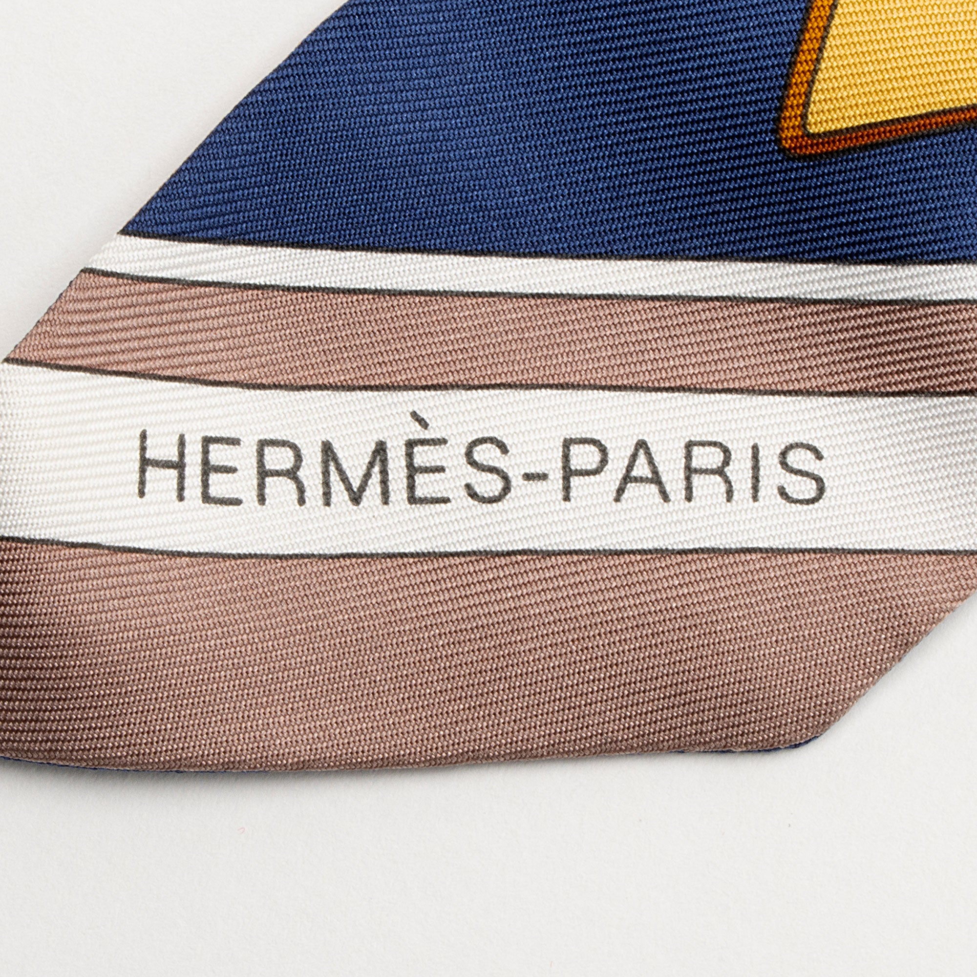 Hermes Silk Grand Tralala Twilly Scarf