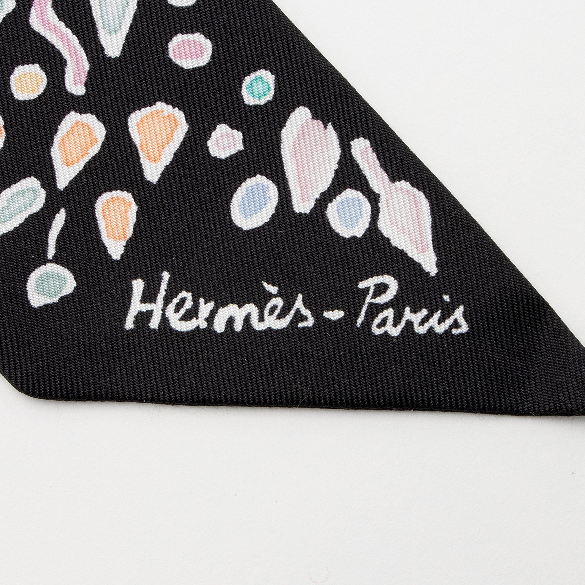 Hermes Silk Isola di Primavera Twilly Scarf (SHF-Yrgi2P)