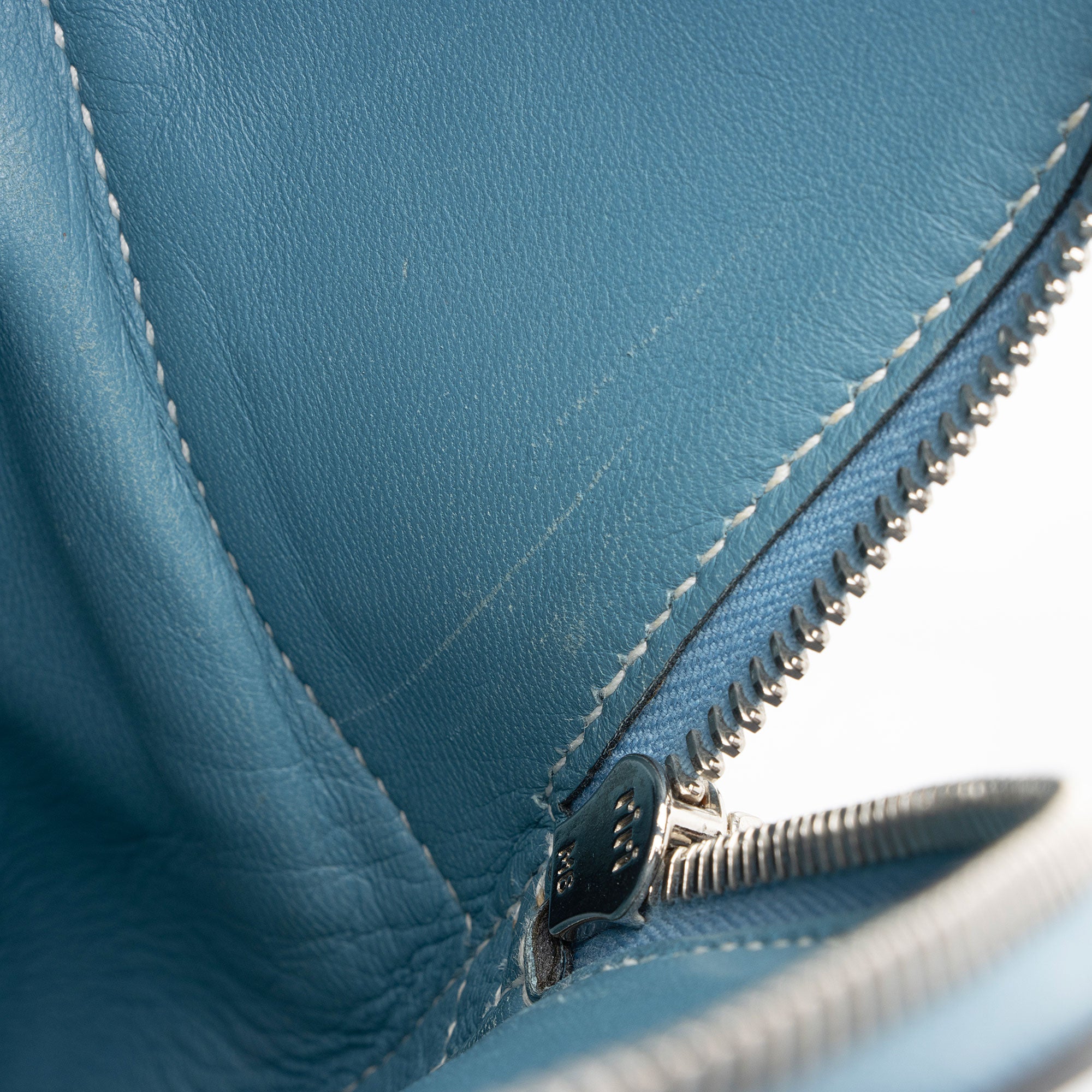 Hermes Taurillon Clemence Bolide 31 Satchel