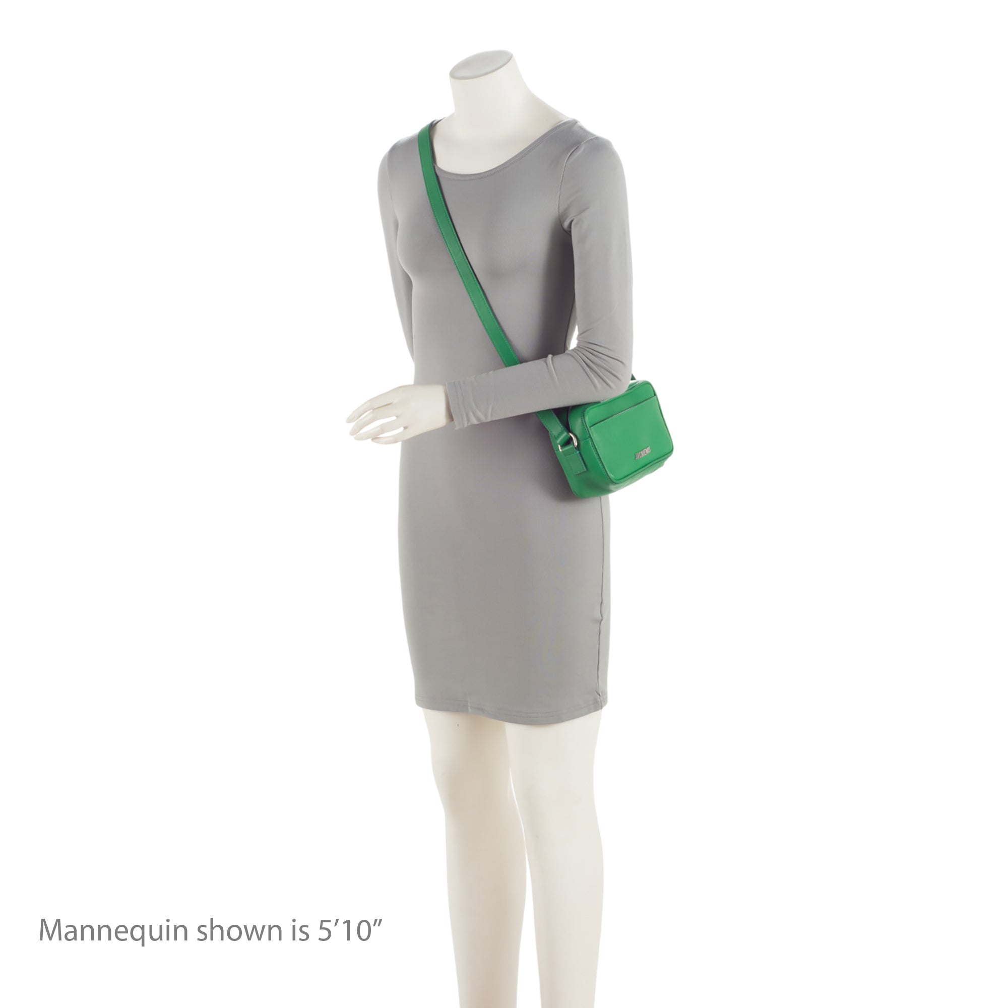 Jacquemus Leather Le Baneto Shoulder Bag (SHF-t5Ul2L)