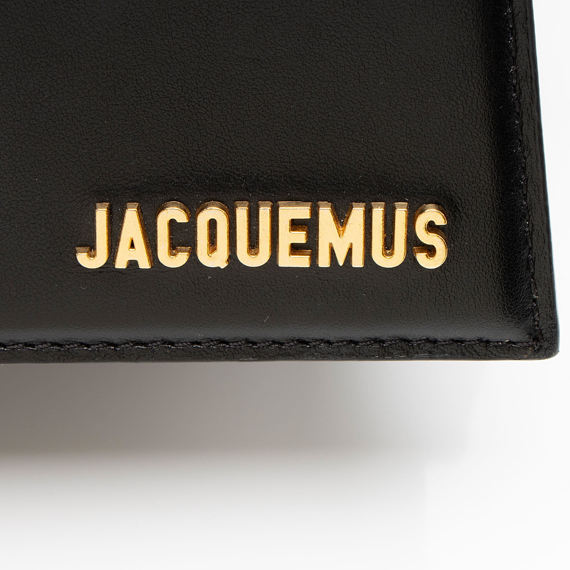 Jacquemus Leather Le Chiquito Moyen Large Bag (SHF-J9XyYK)