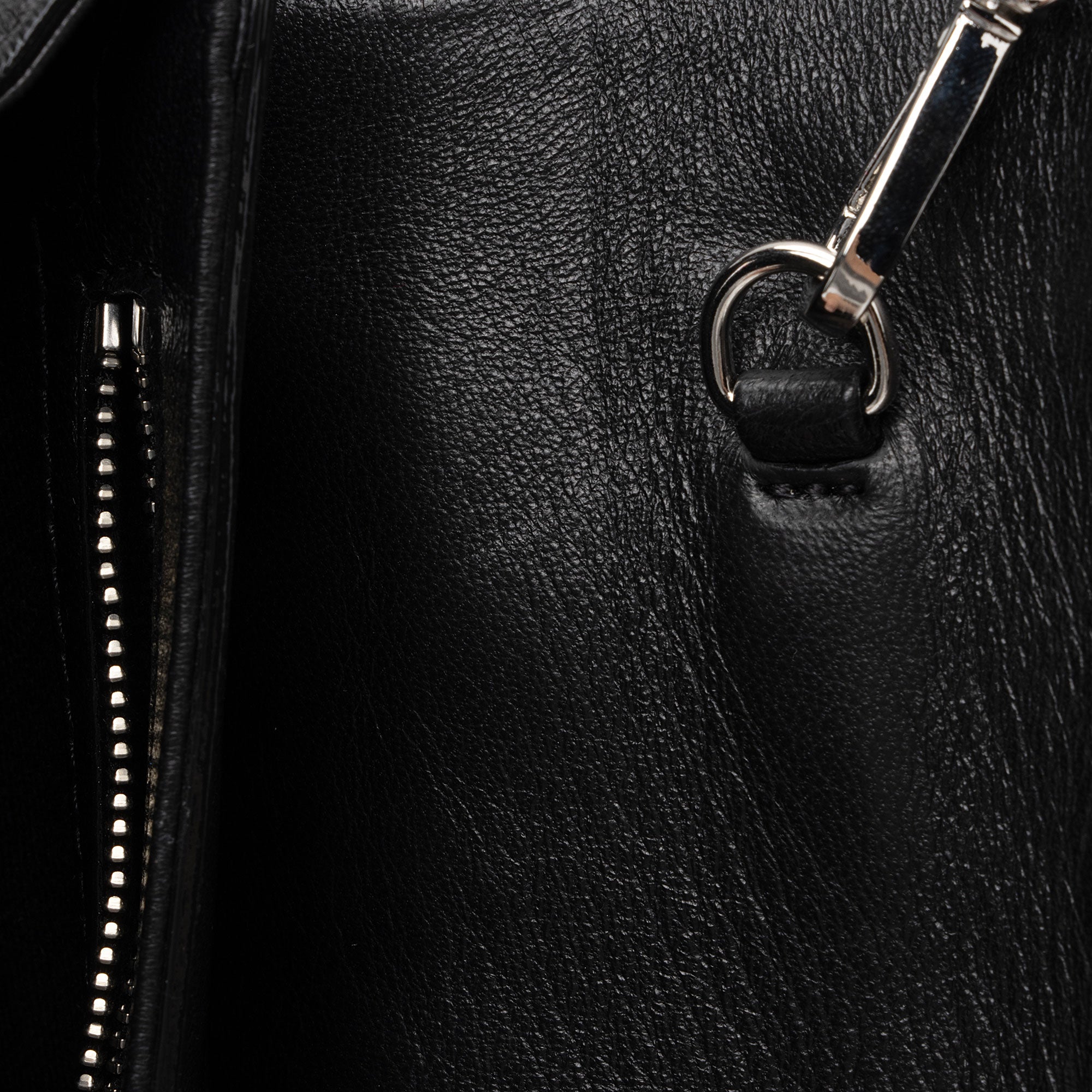 Jimmy Choo Leather Helia Chain Crossbody (SHF-OnL3YG)