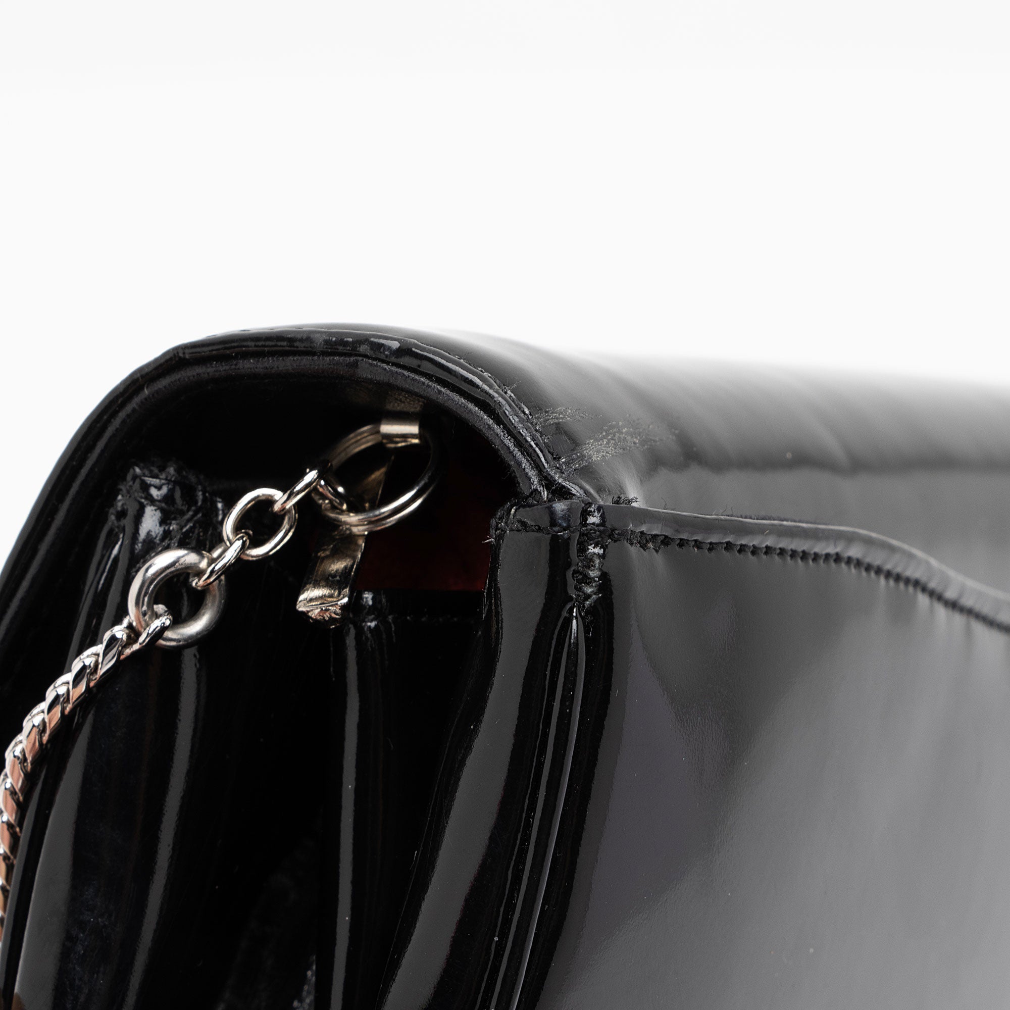 Judith Leiber Patent Leather Crystal Turnlock Clutch (SHF-D1Or7j)