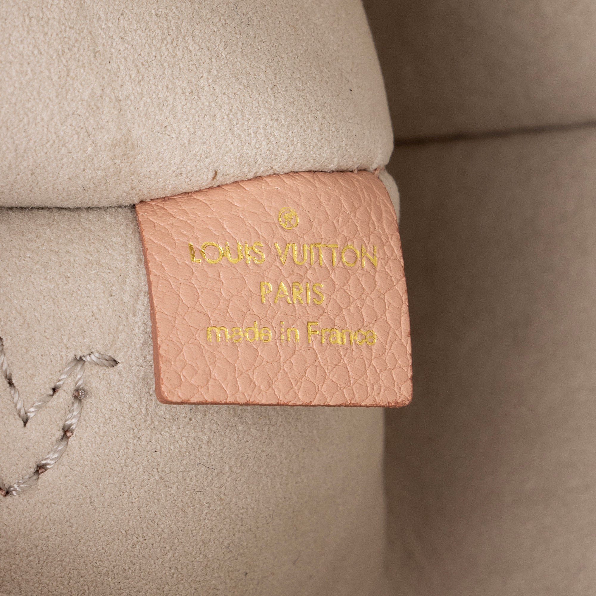 Louis Vuiiton Giant Monogram Empreinte Bicolor Neverfull MM Pochette