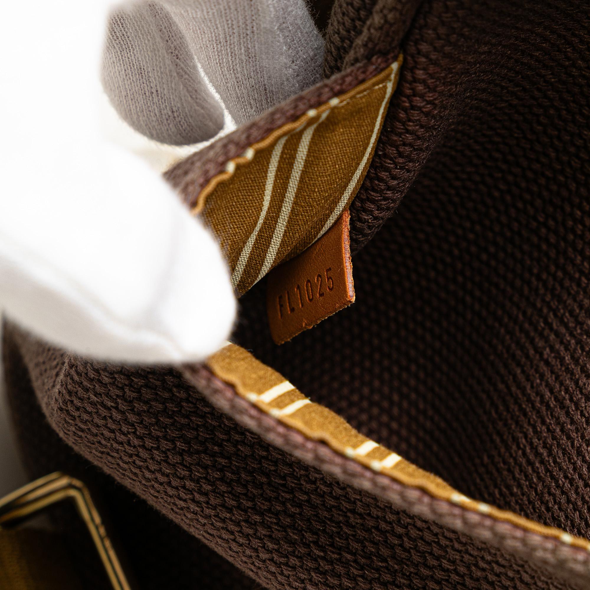 Louis Vuitton Antigua Besace PM