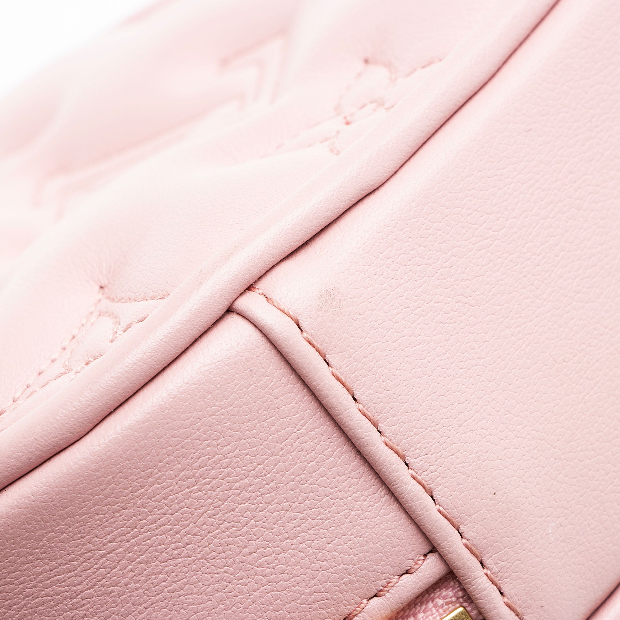 Louis Vuitton Bubblegram Calfskin Pop My Heart Bag
