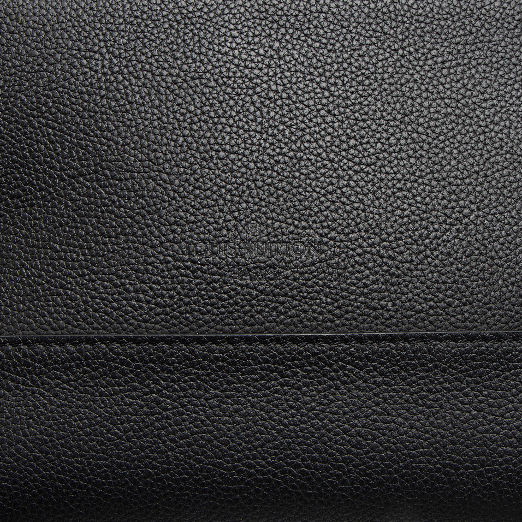 Louis Vuitton Calfskin Aerogram Takeoff Messenger