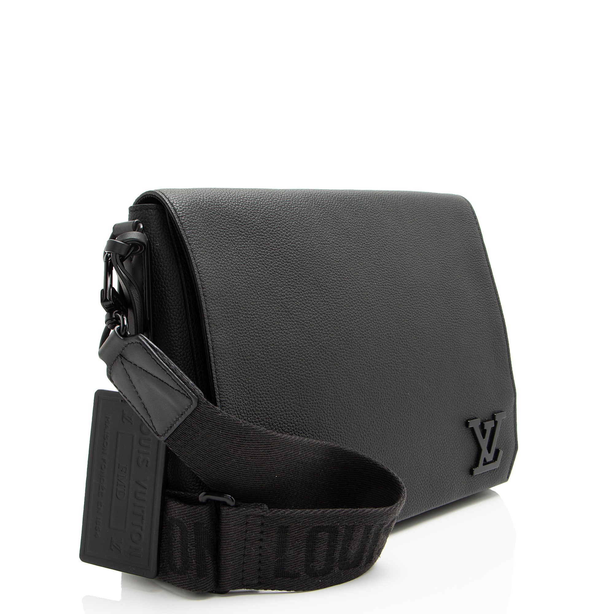 Louis Vuitton Calfskin Aerogram Takeoff Messenger