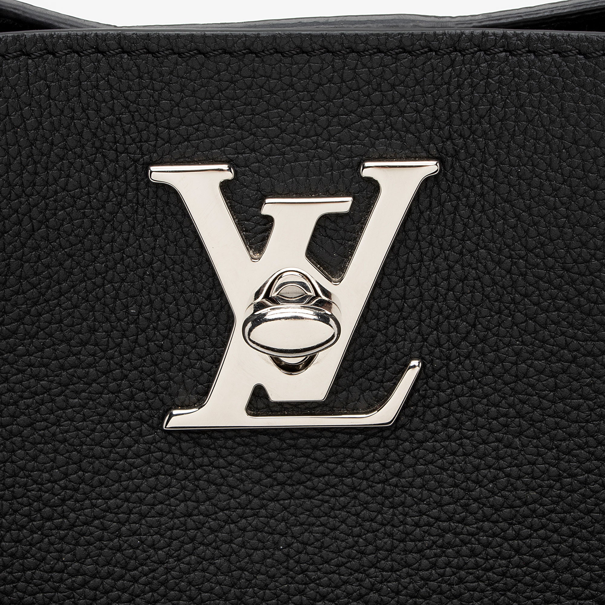 Louis Vuitton Calfskin Lockme Cabas Tote (SHF-UGxtjx)