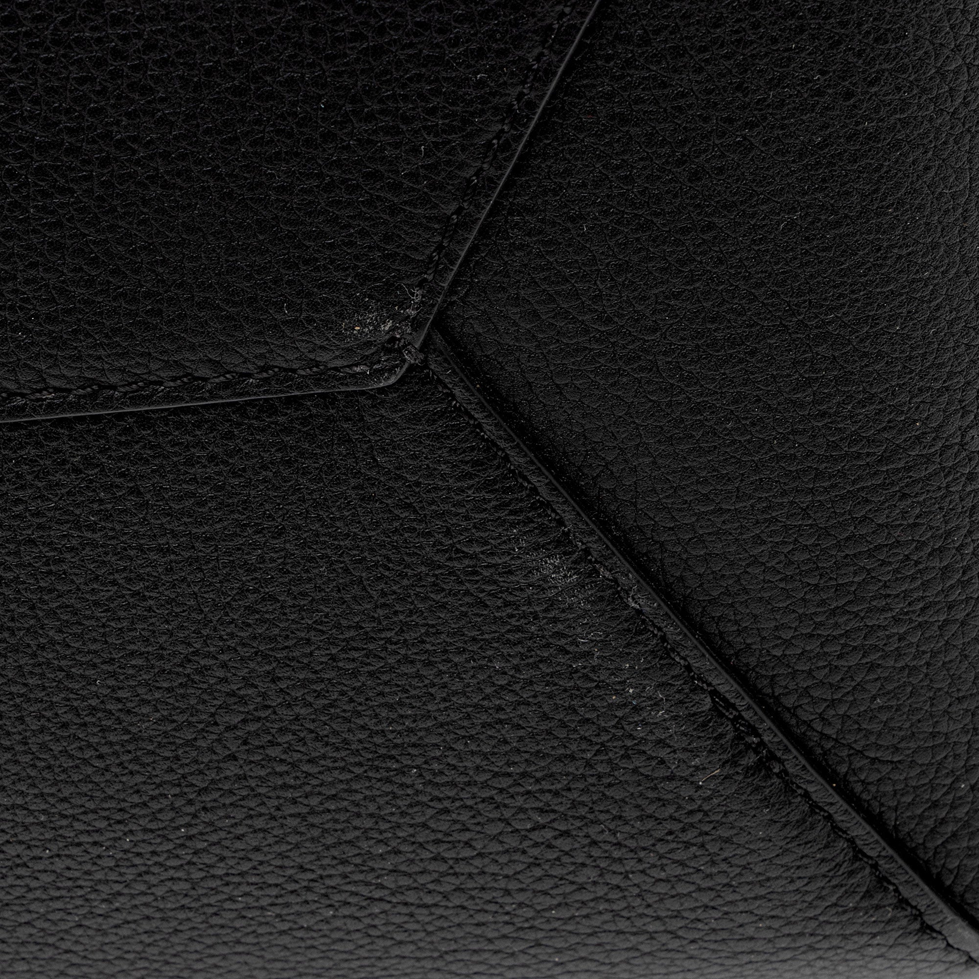 Louis Vuitton Calfskin Lockme Cabas Tote (SHF-UGxtjx)