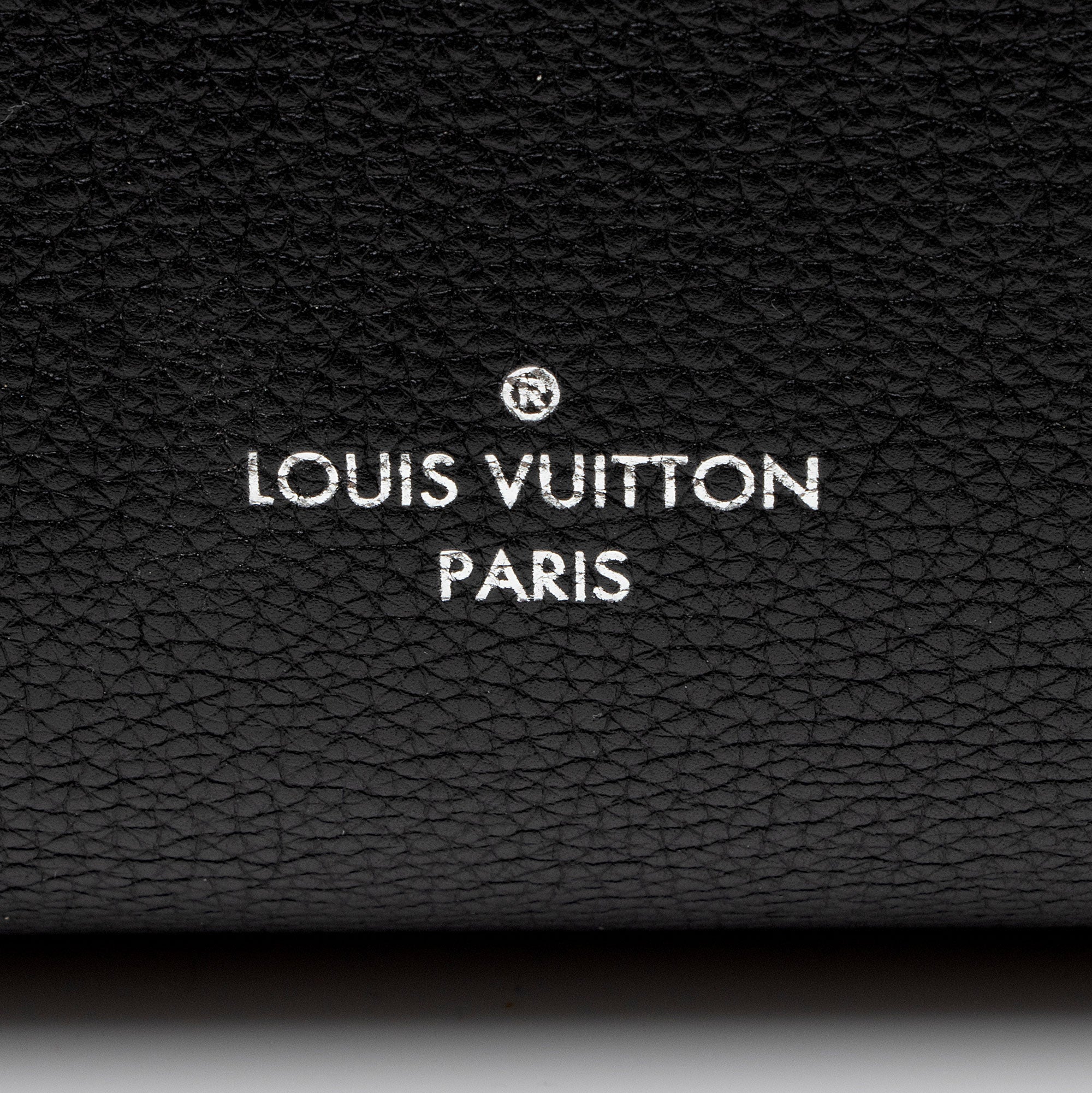 Louis Vuitton Calfskin Lockme Cabas Tote (SHF-UGxtjx)