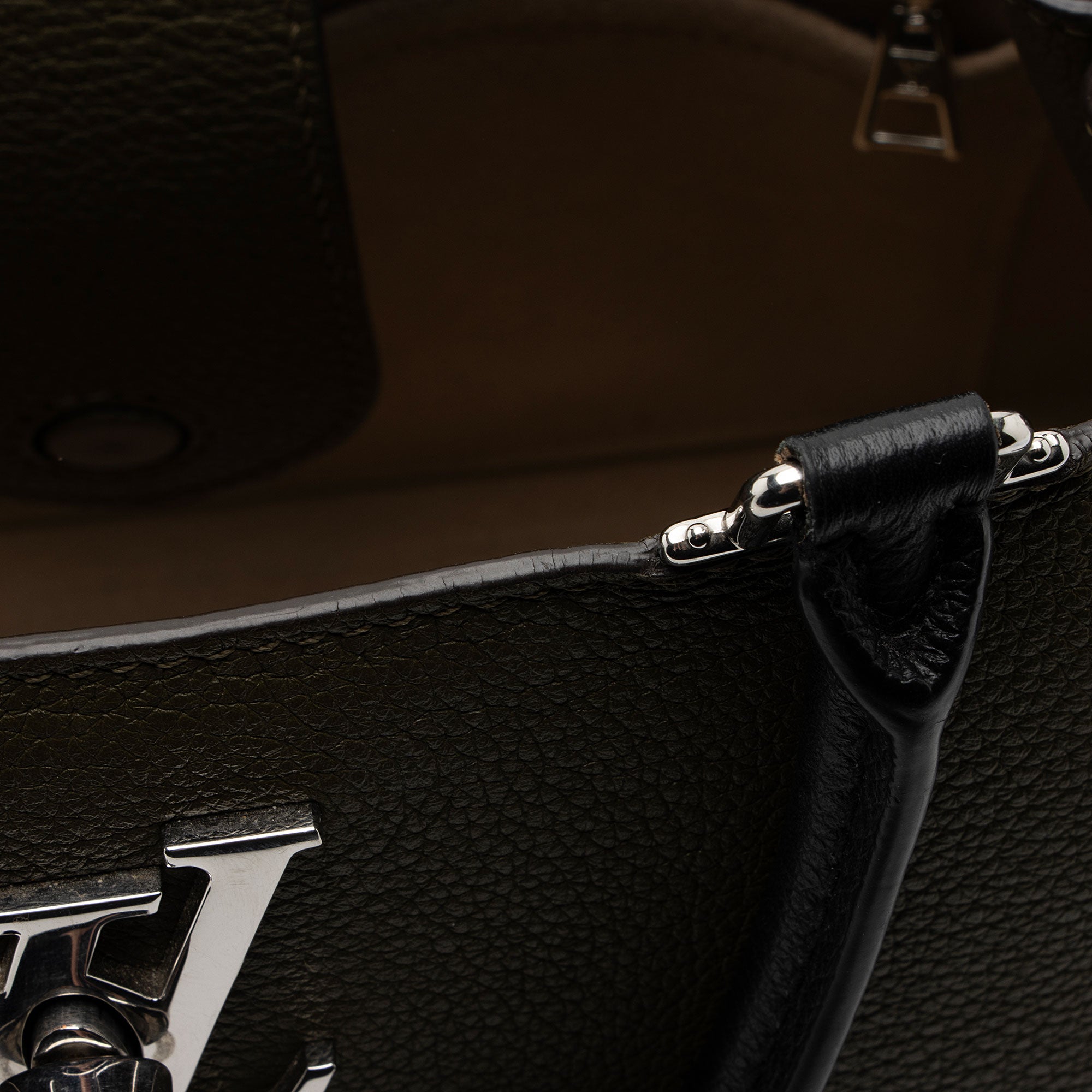 Louis Vuitton Calfskin Lockme Day Tote (SHF-4AIww8)