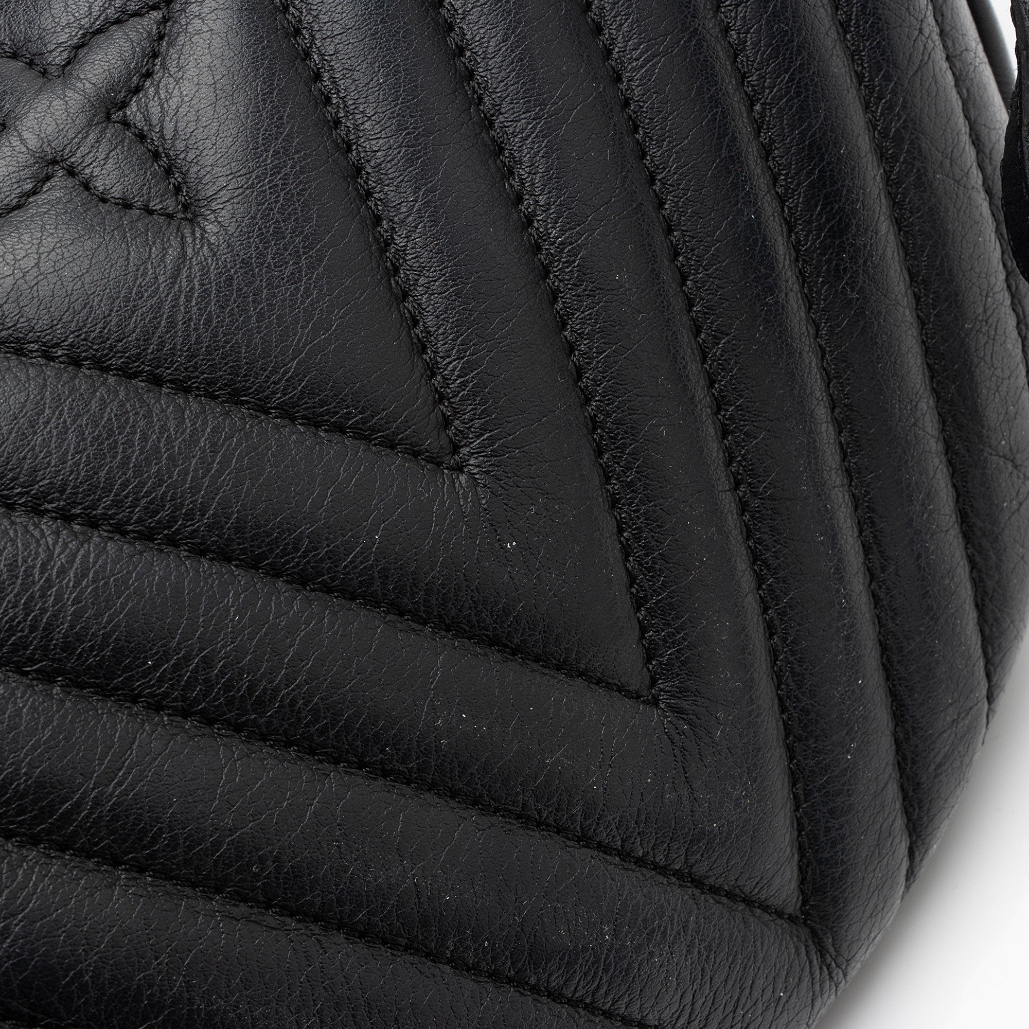 Louis Vuitton Calfskin New Wave Bumbag (SHF-A6VmnN)