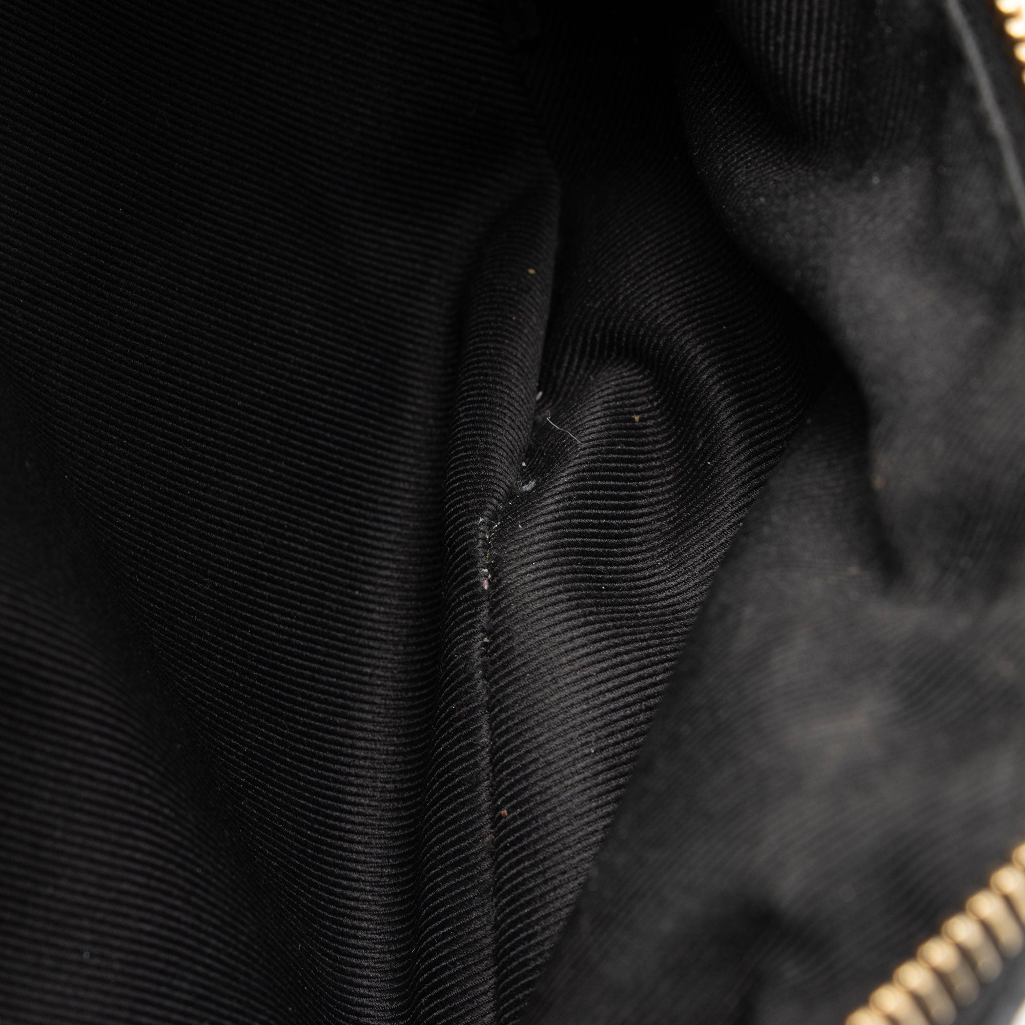 Louis Vuitton Calfskin New Wave Bumbag (SHF-X9NvBU)