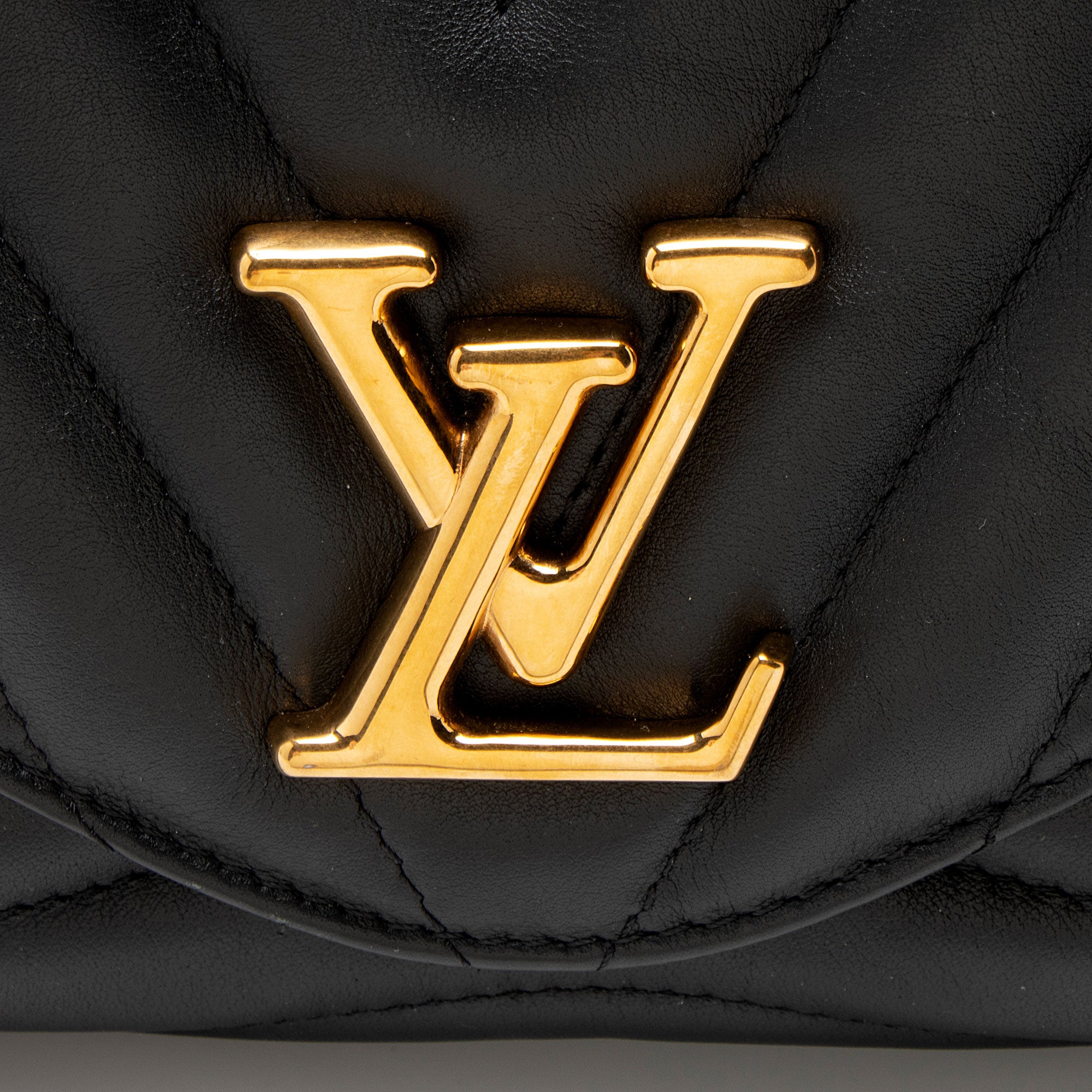 Louis Vuitton Calfskin New Wave Chain Shoulder Bag