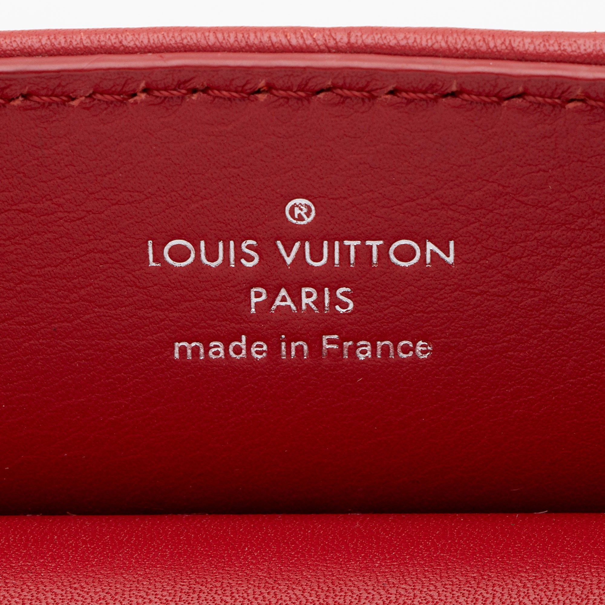 Louis Vuitton Calfskin New Wave Chain Tote (SHF-FEtc9L)