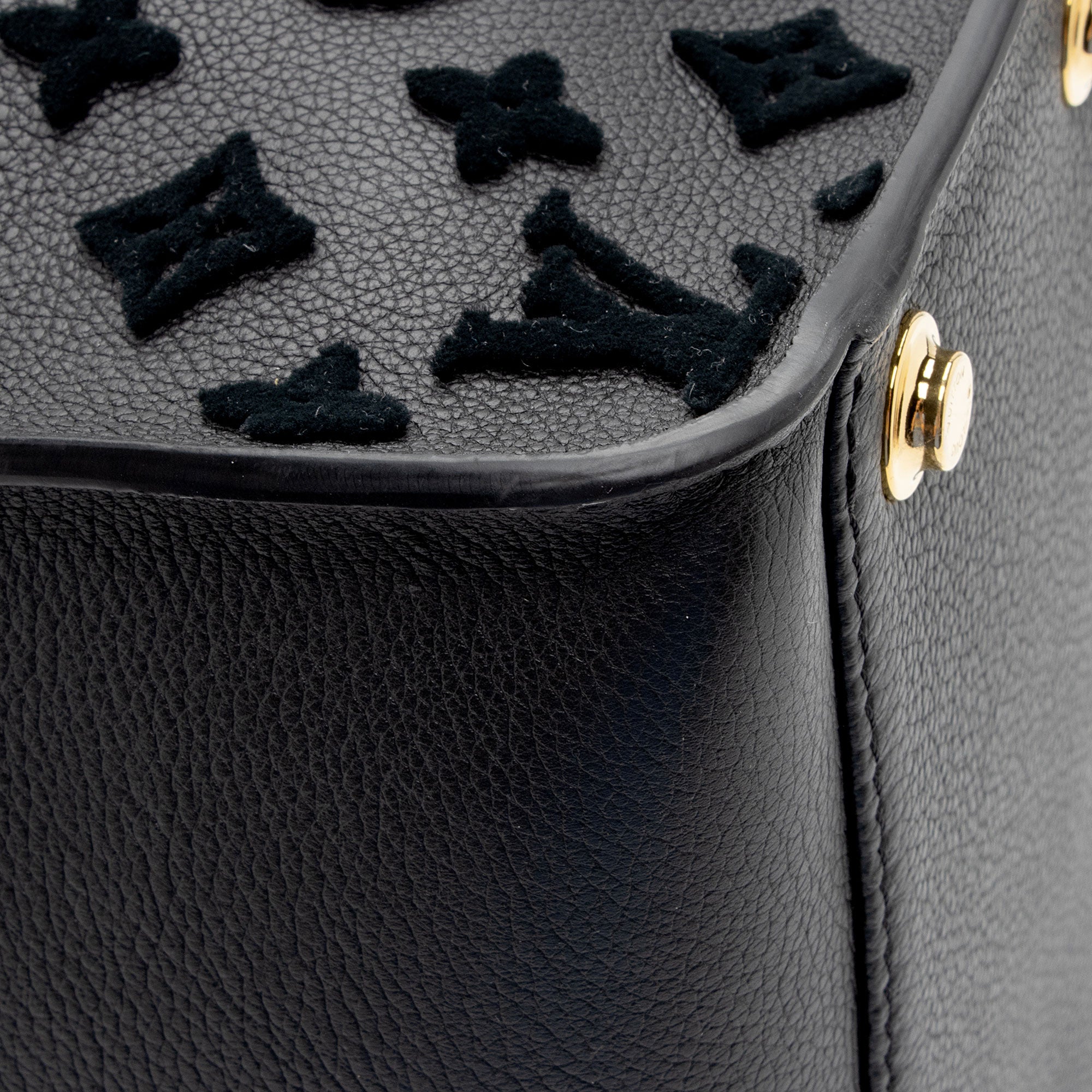 Louis Vuitton Calfskin Tufted Monogram Canvas On My Side MM Tote (SHF-rALkar)