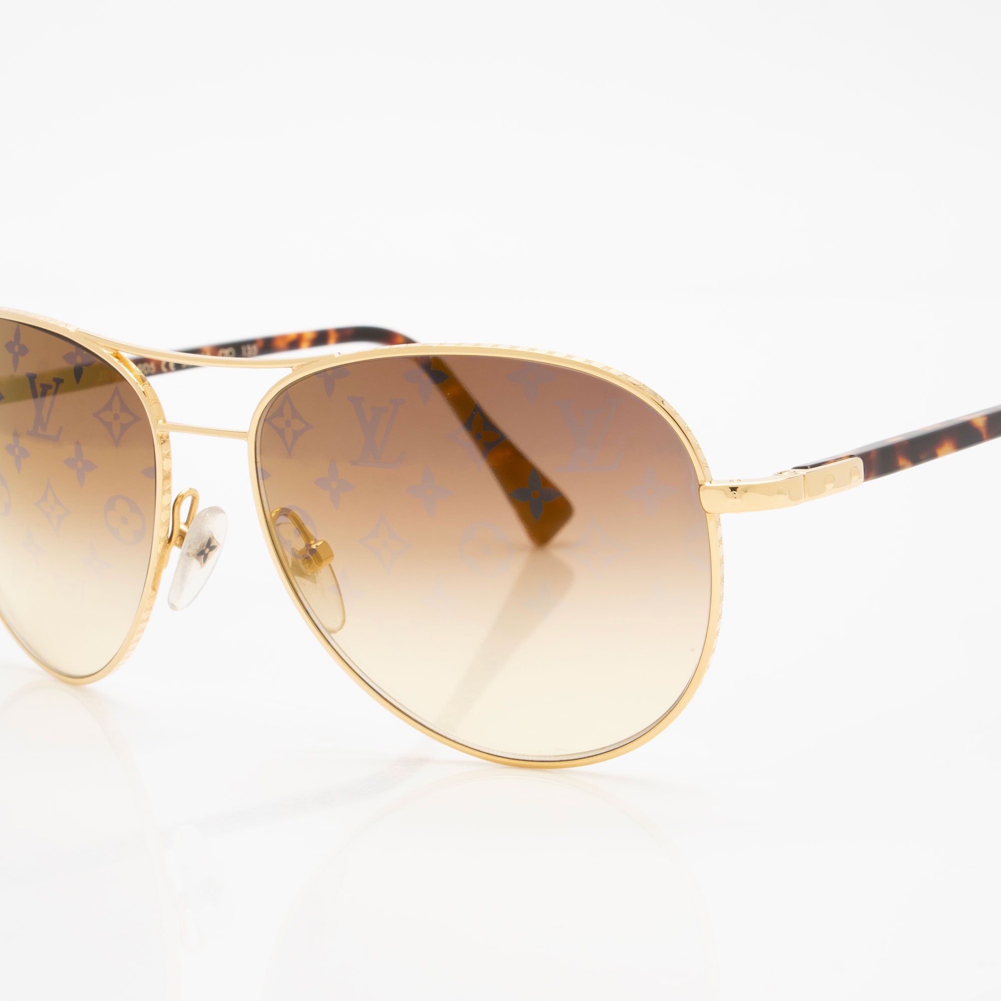 Louis Vuitton Conspiration Pilote Sunglasses