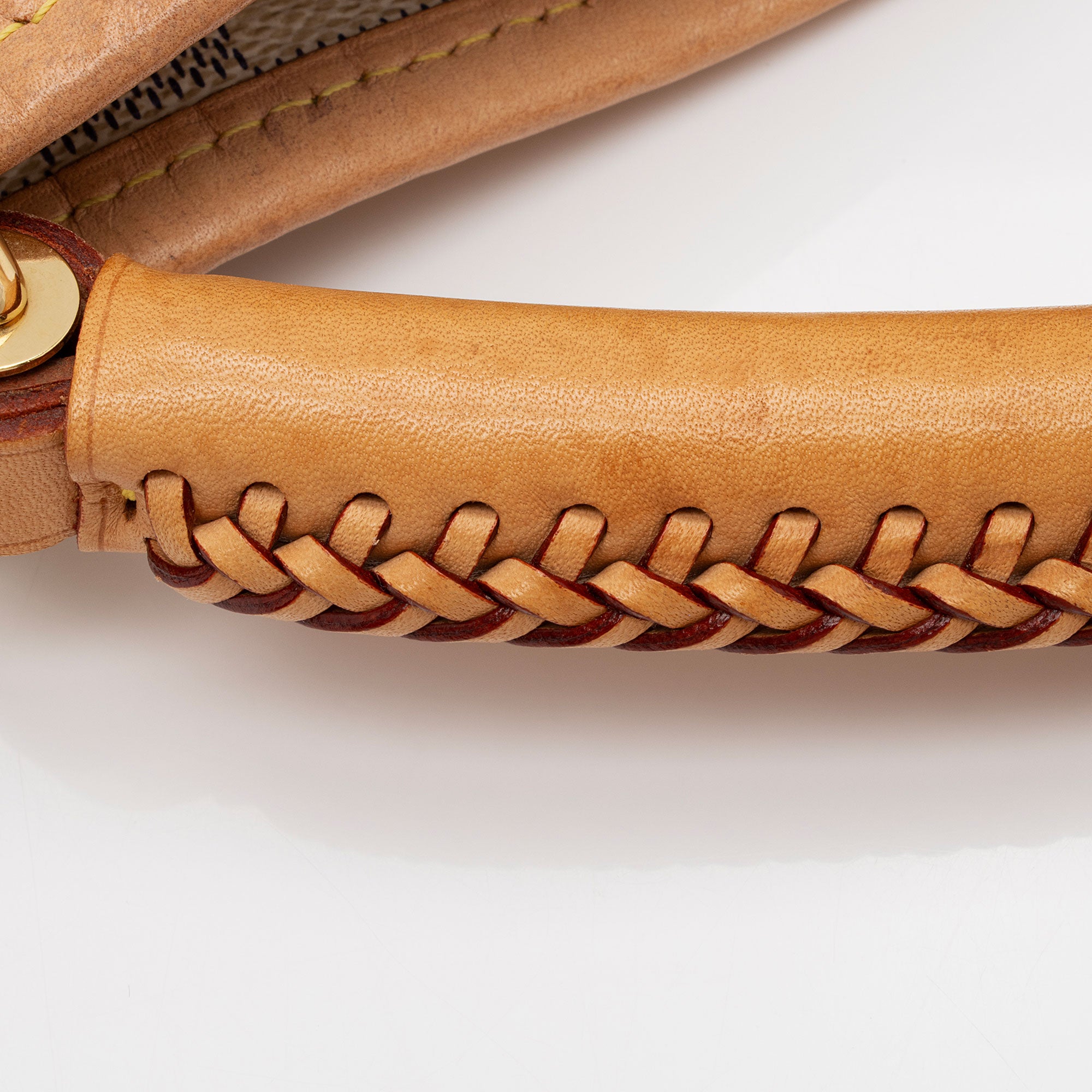 Louis Vuitton Damier Azur Artsy MM Shoulder Bag (SHF-t0GOGi)