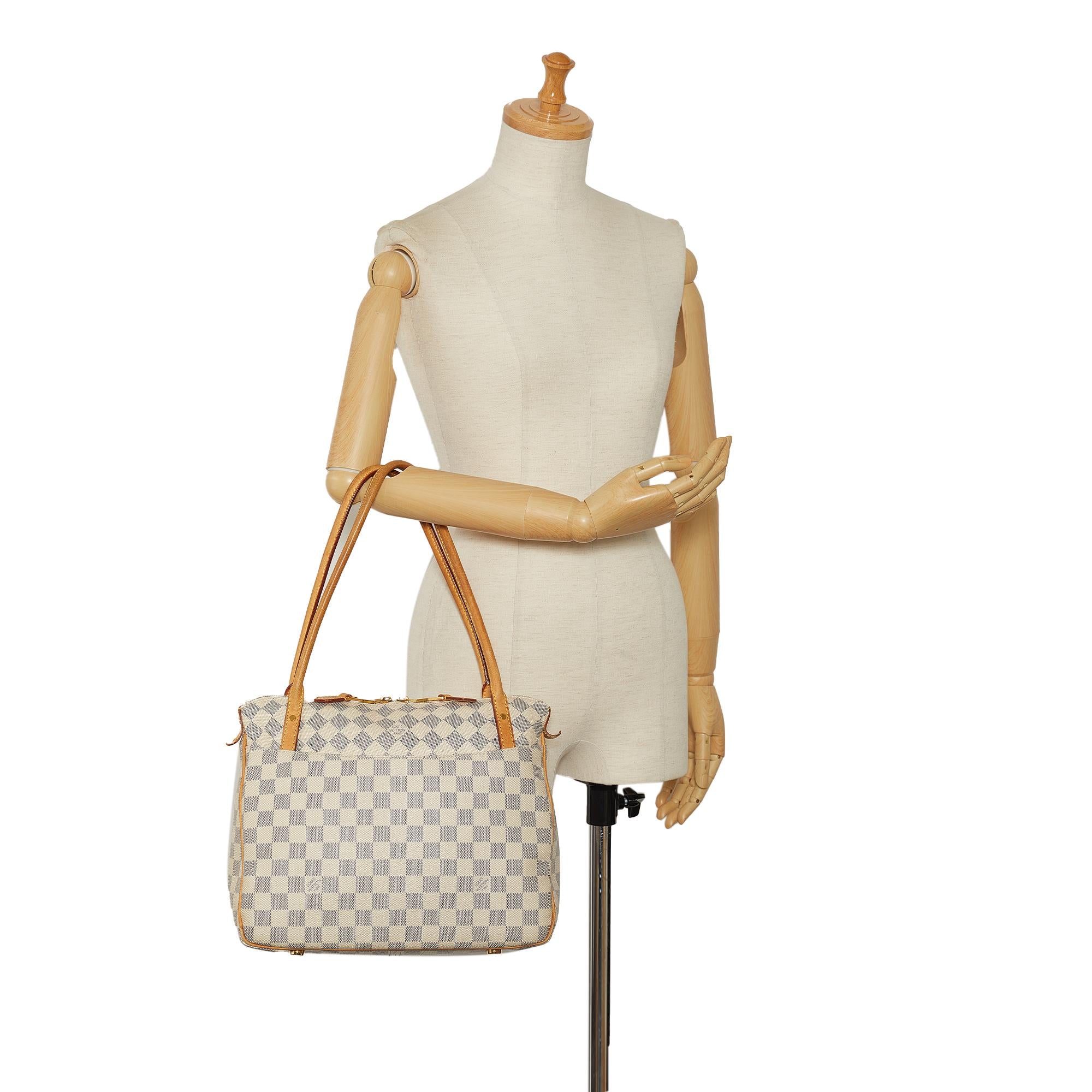 Louis Vuitton Damier Azur Figheri PM (SHG-eeL2Cx)