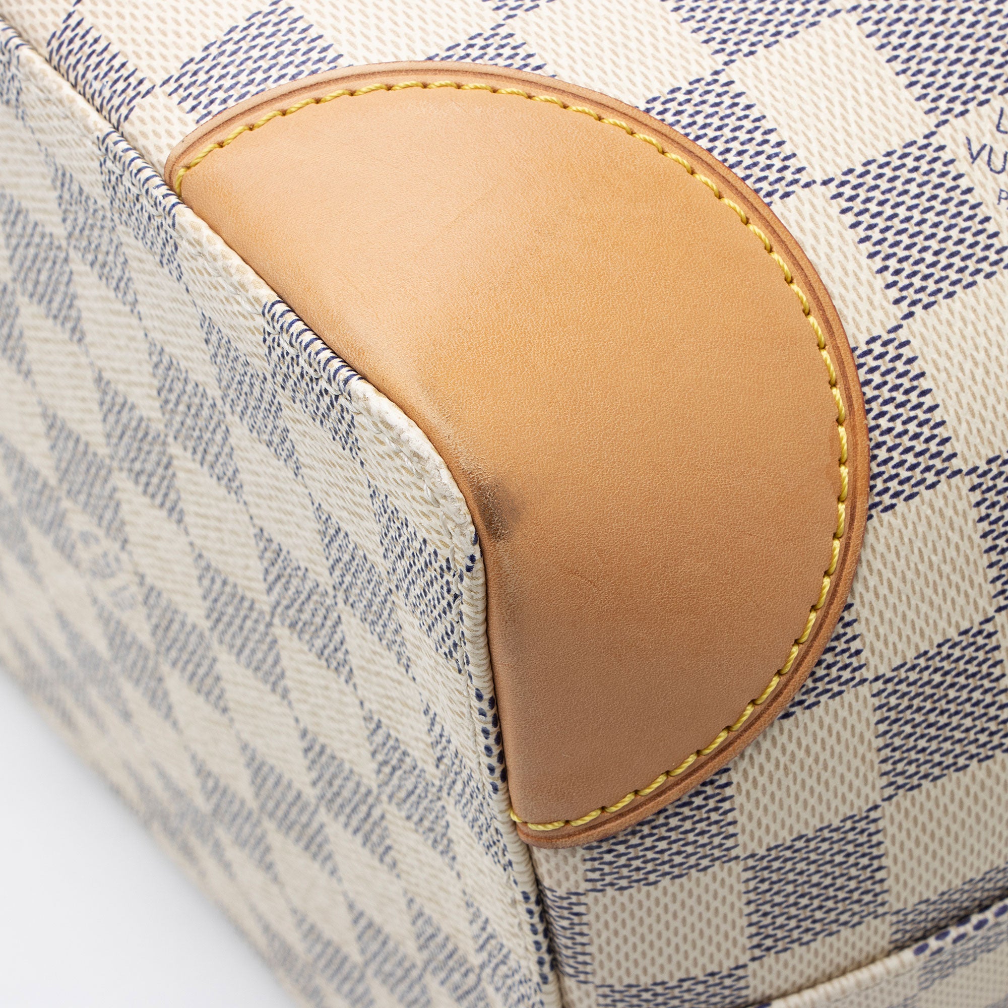Louis Vuitton Damier Azur Hampstead MM Tote (SHF-GzhOZX)